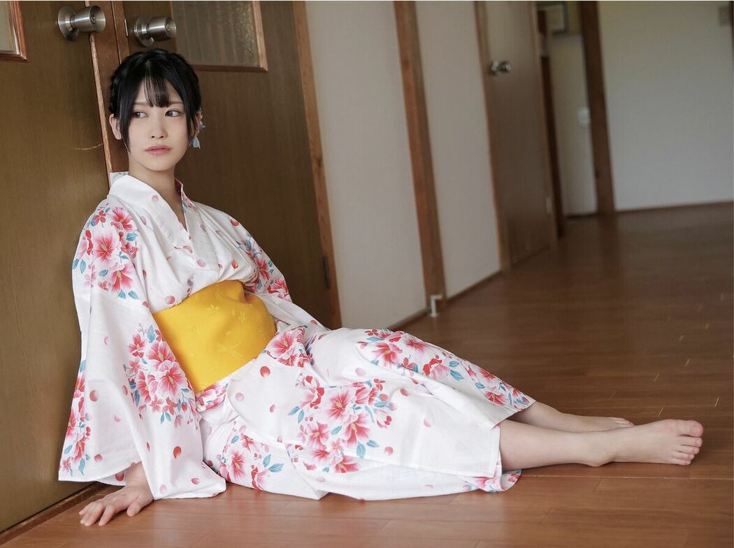 JP Aizuki Himari 逢月ひまり – Classmate 同級生 Part02 (59P)