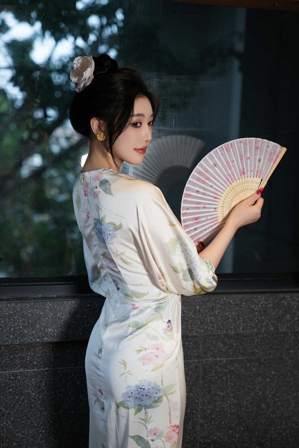 内购无水印 Yang Chen Chen 杨晨晨Yome – 秀人网模特 红色情趣 Part01 (56P)