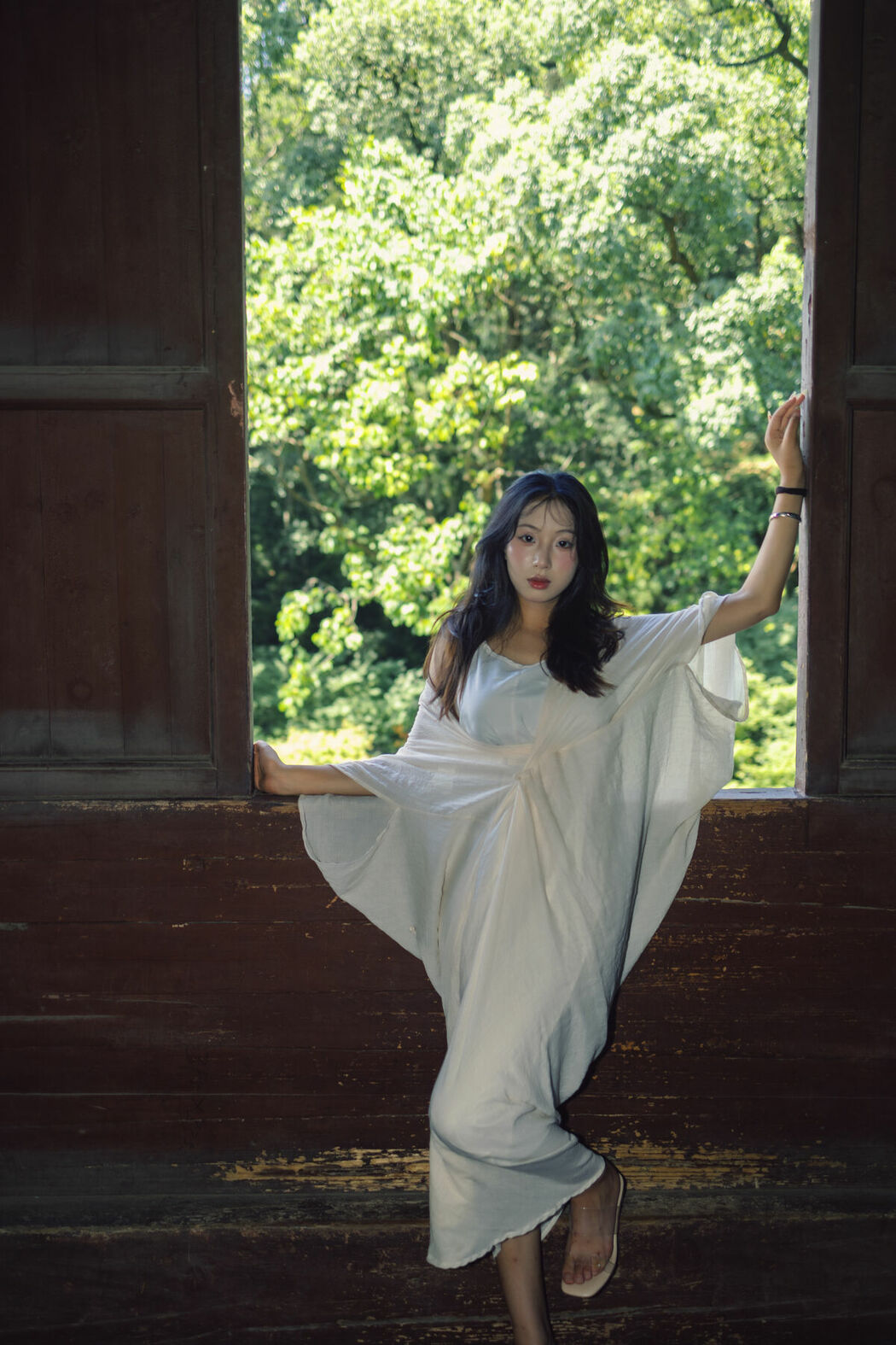 YiTuYu艺图语 Vol.10311 Xiao U (36P)