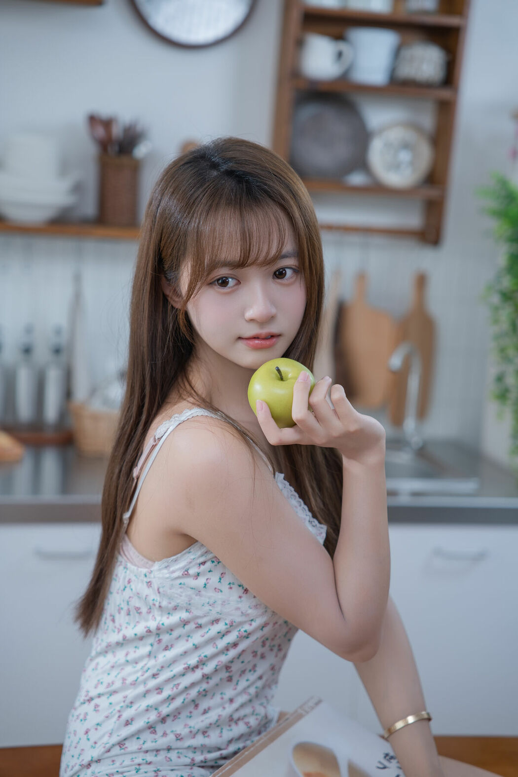 YiTuYu艺图语 Vol.10315 Xiao Yi (44P)