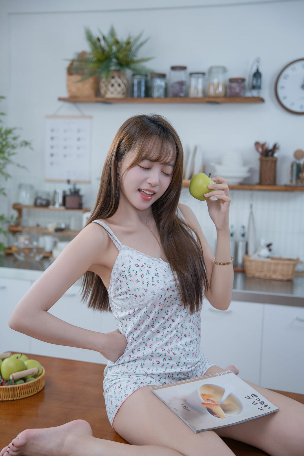 YiTuYu艺图语 Vol.10315 Xiao Yi (44P)