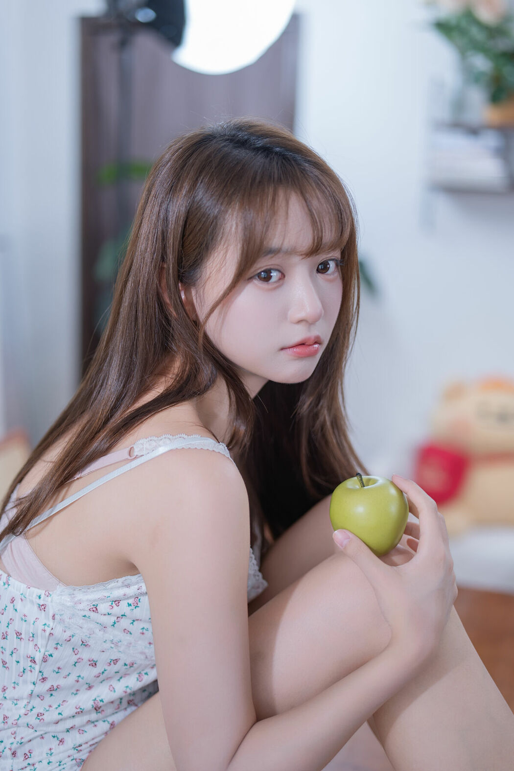 YiTuYu艺图语 Vol.10315 Xiao Yi (44P)