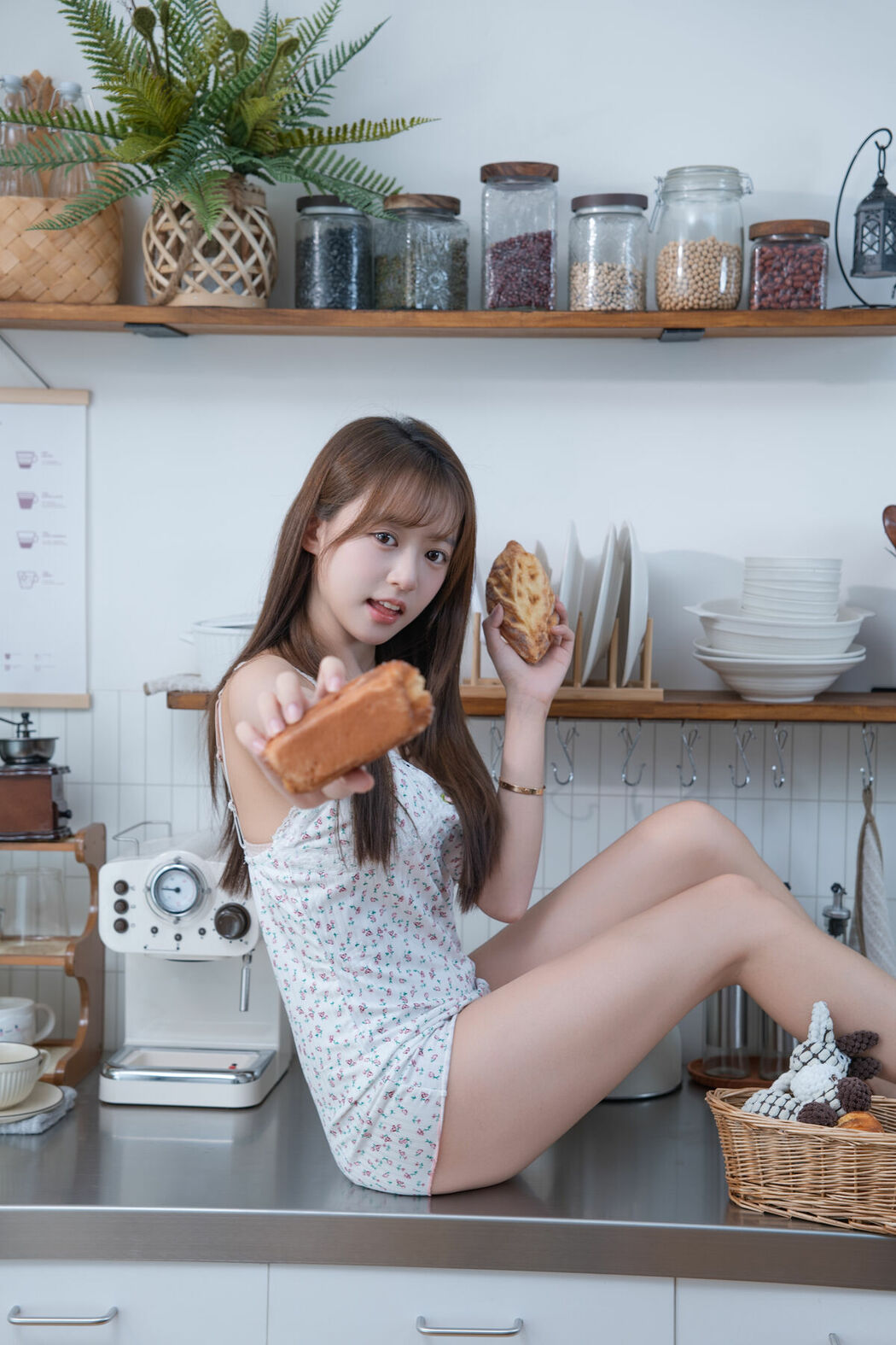 YiTuYu艺图语 Vol.10315 Xiao Yi (44P)