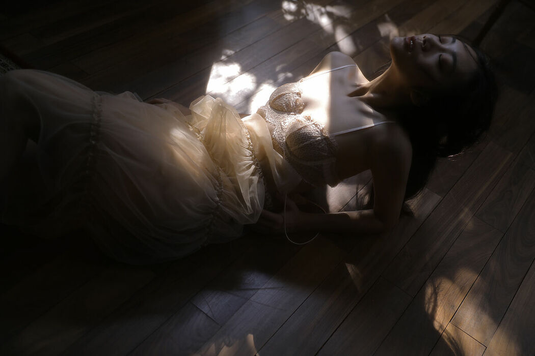 YiTuYu艺图语 Vol.10318 Liu Liu (11P)