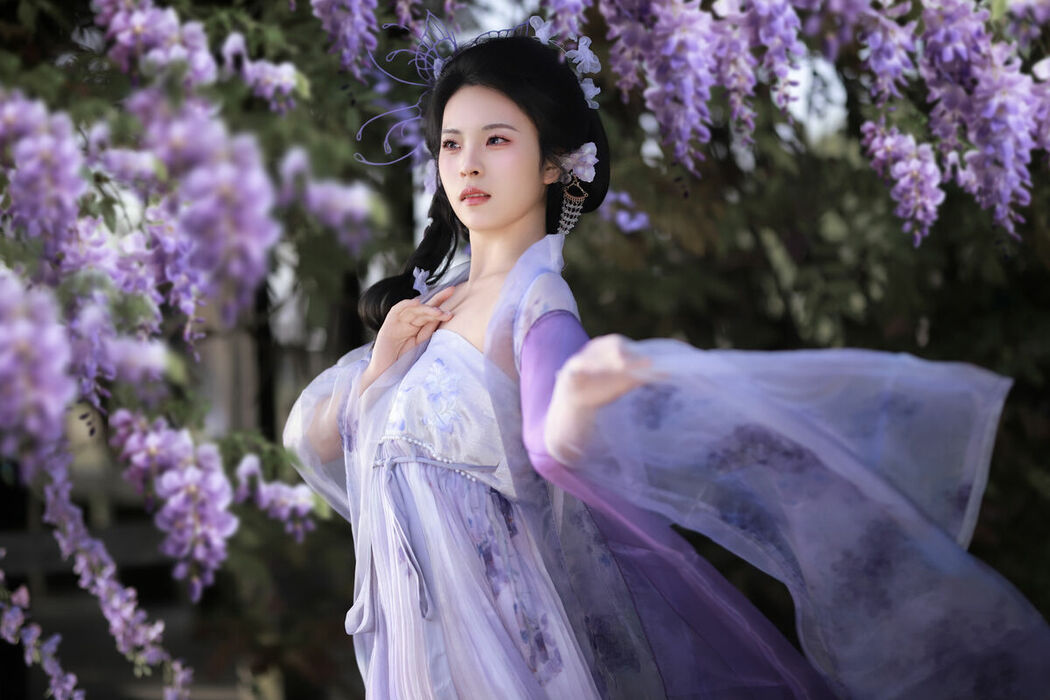 YiTuYu艺图语 Vol.10316 Yi Ming (12P)
