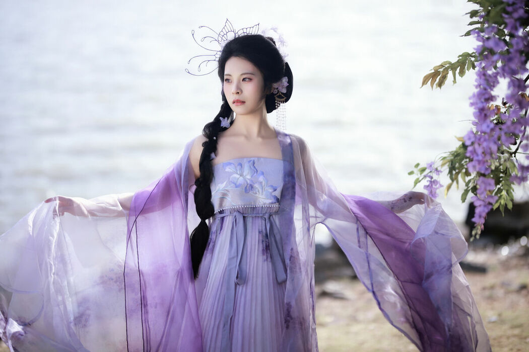 YiTuYu艺图语 Vol.10316 Yi Ming (12P)