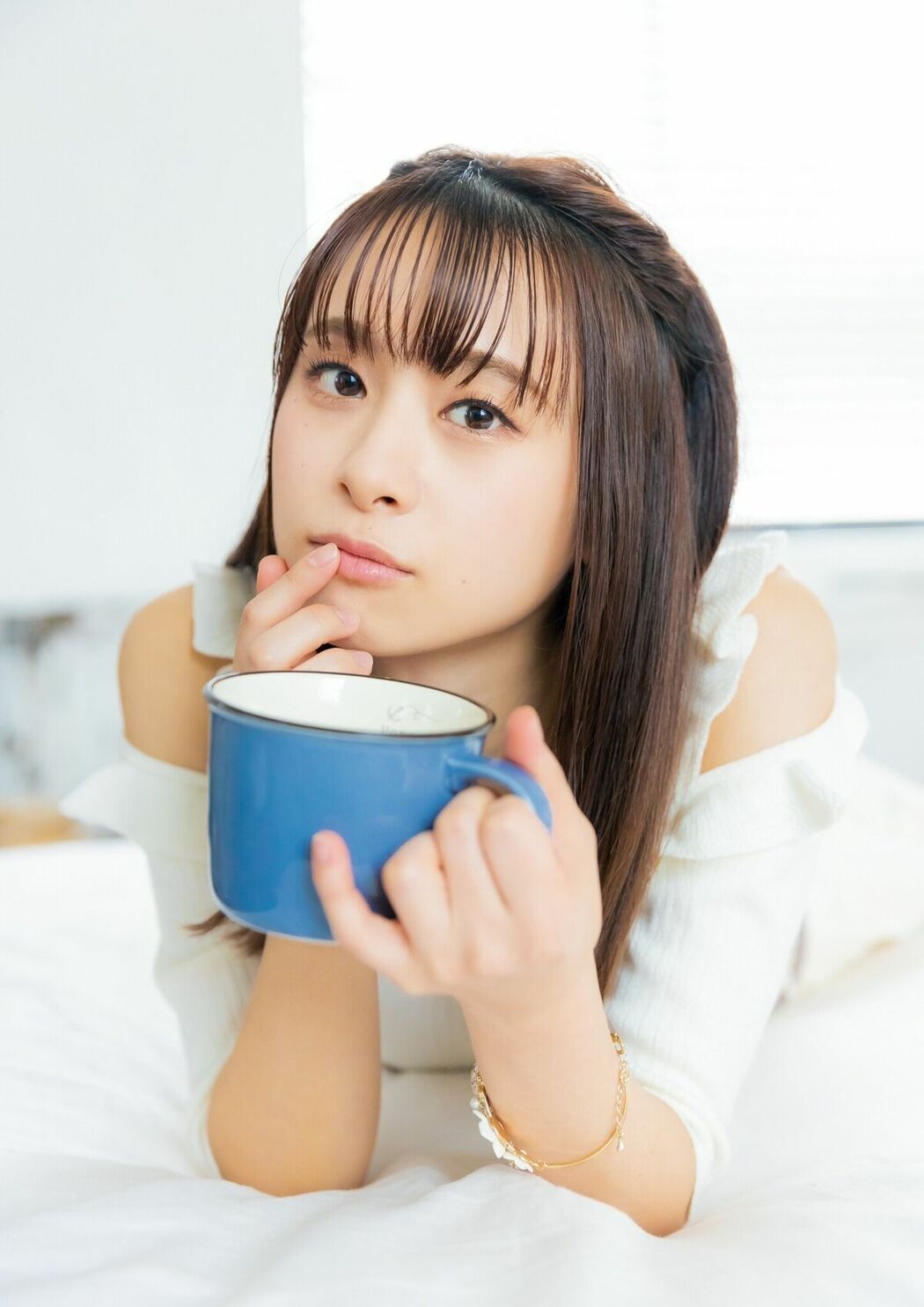JP Kaori Maeda 前田佳織里 – 1st写真集 おとなのかおり 声優パラダイス Part01 (61P)