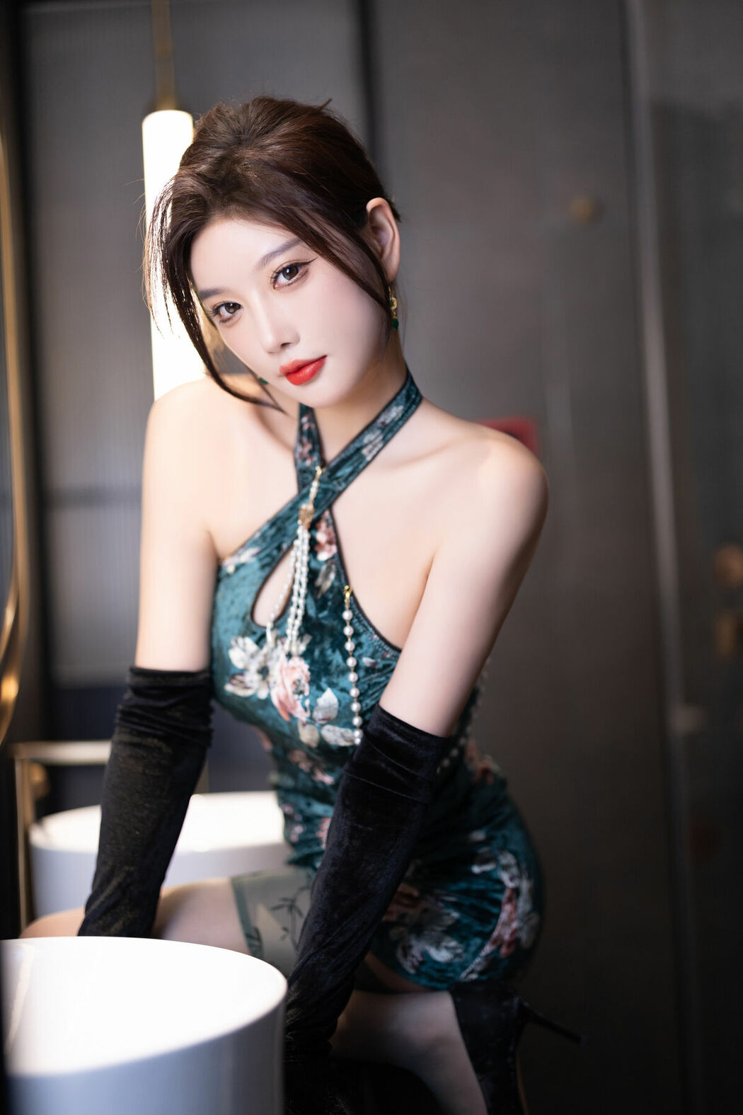内购无水印 Yang Chen Chen 杨晨晨Yome – 秀人网模特 绿色情趣内衣 Part01 (53P)