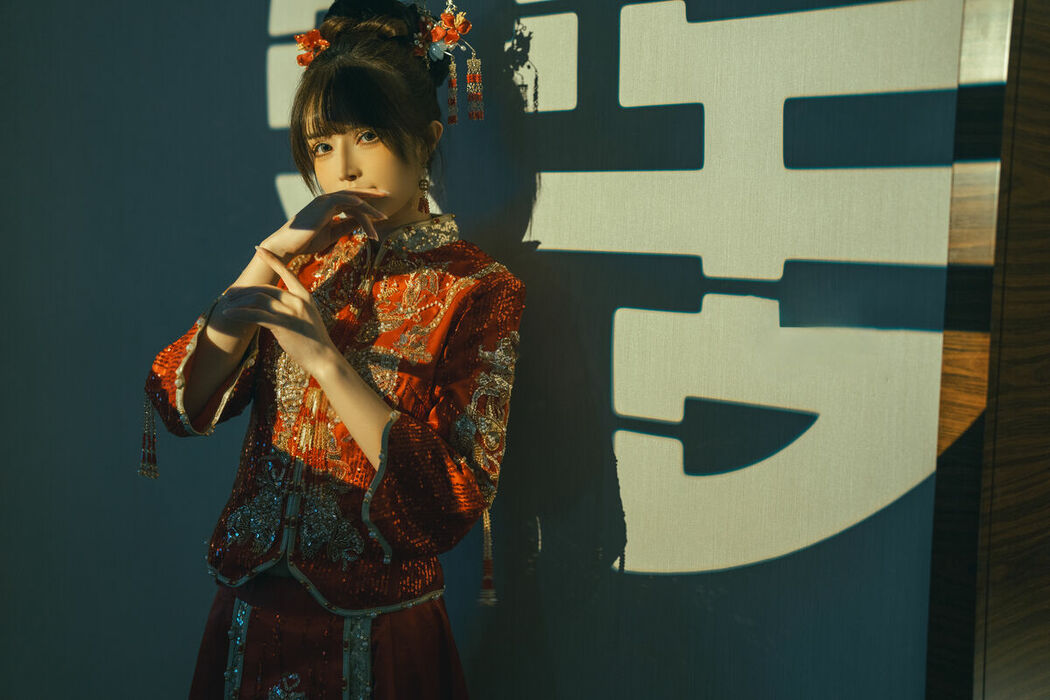 Coser@鹿八岁 – 新婚小故事 Part01 (55P – 1V)