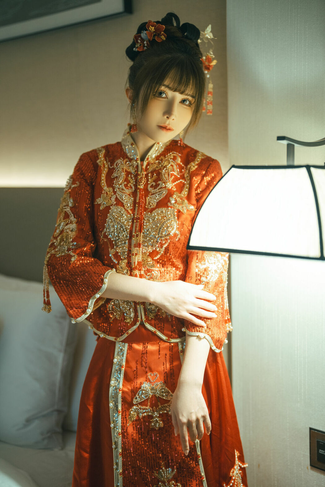 Coser@鹿八岁 – 新婚小故事 Part01 (55P – 1V)