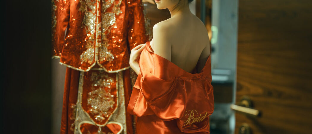 Coser@鹿八岁 – 新婚小故事 Part01 (55P – 1V)