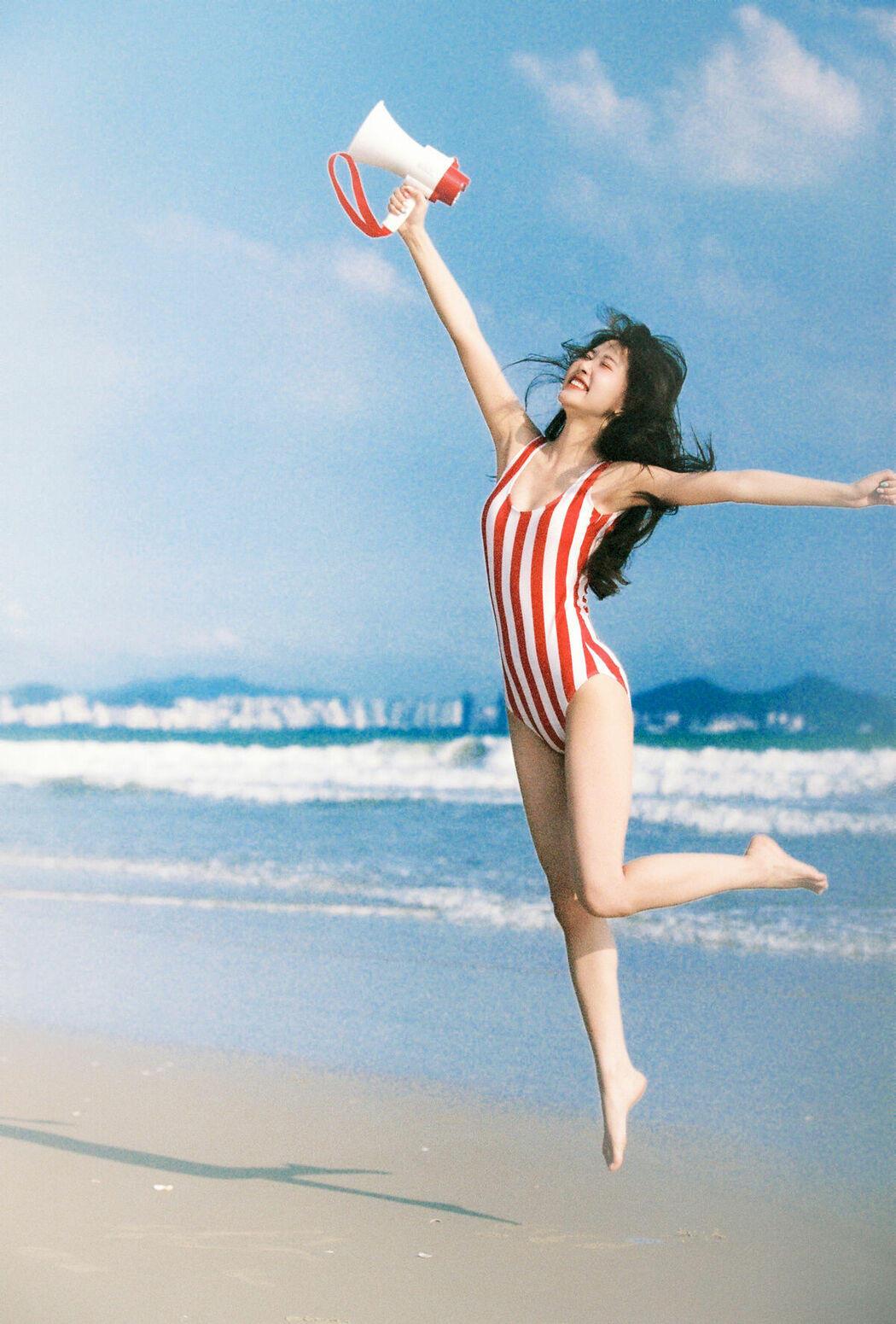 YiTuYu艺图语 Vol.10323 An An Zai An (16P)
