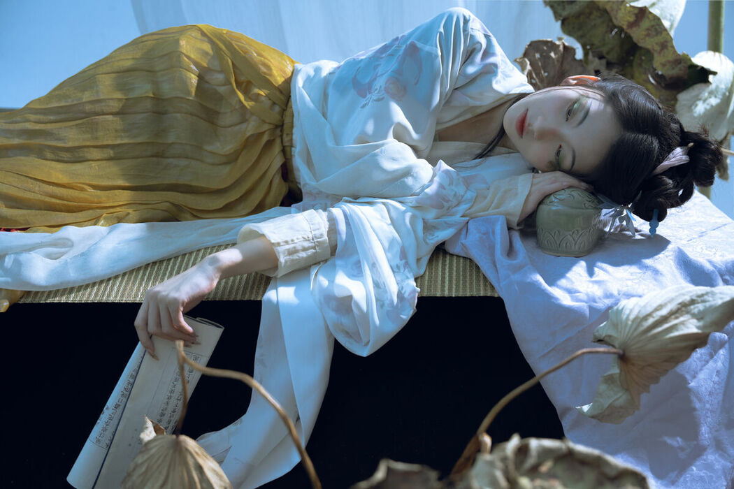 YiTuYu艺图语 Vol.10321 Er Yi Zhi (29P)