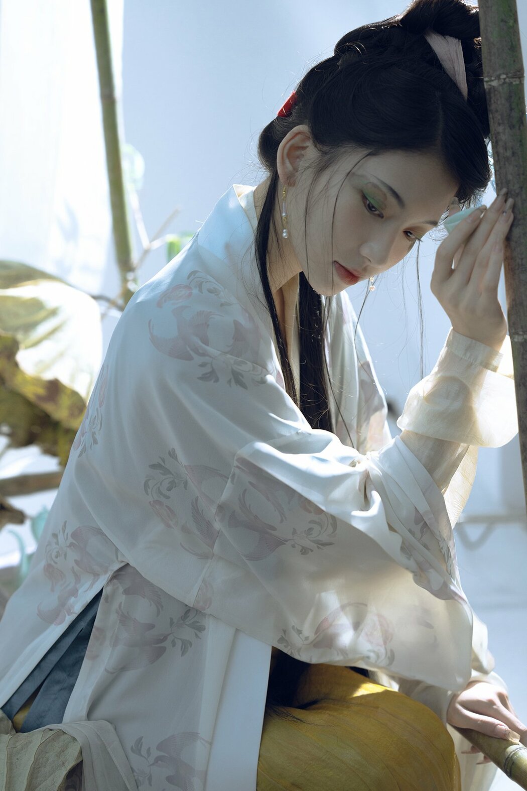 YiTuYu艺图语 Vol.10321 Er Yi Zhi (29P) Cover Photo