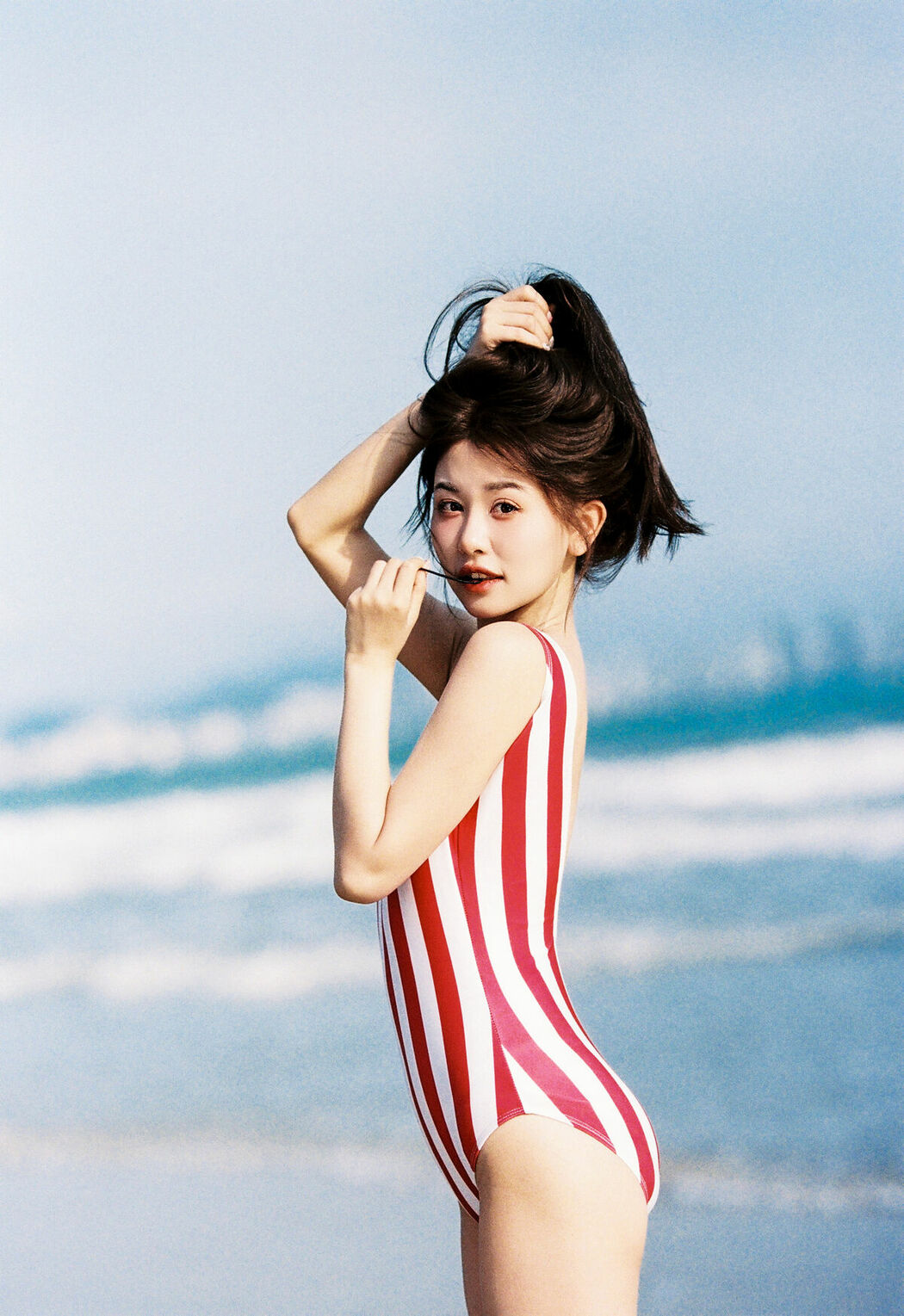 YiTuYu艺图语 Vol.10323 An An Zai An (16P)
