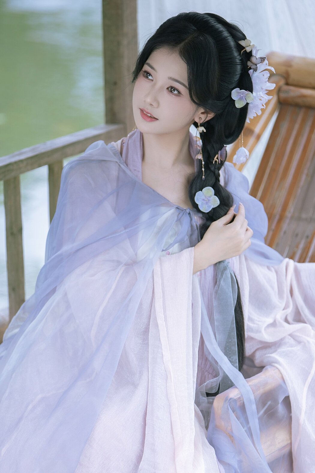 YiTuYu艺图语 Vol.10330 Suan La Tang Er (29P) Cover Photo