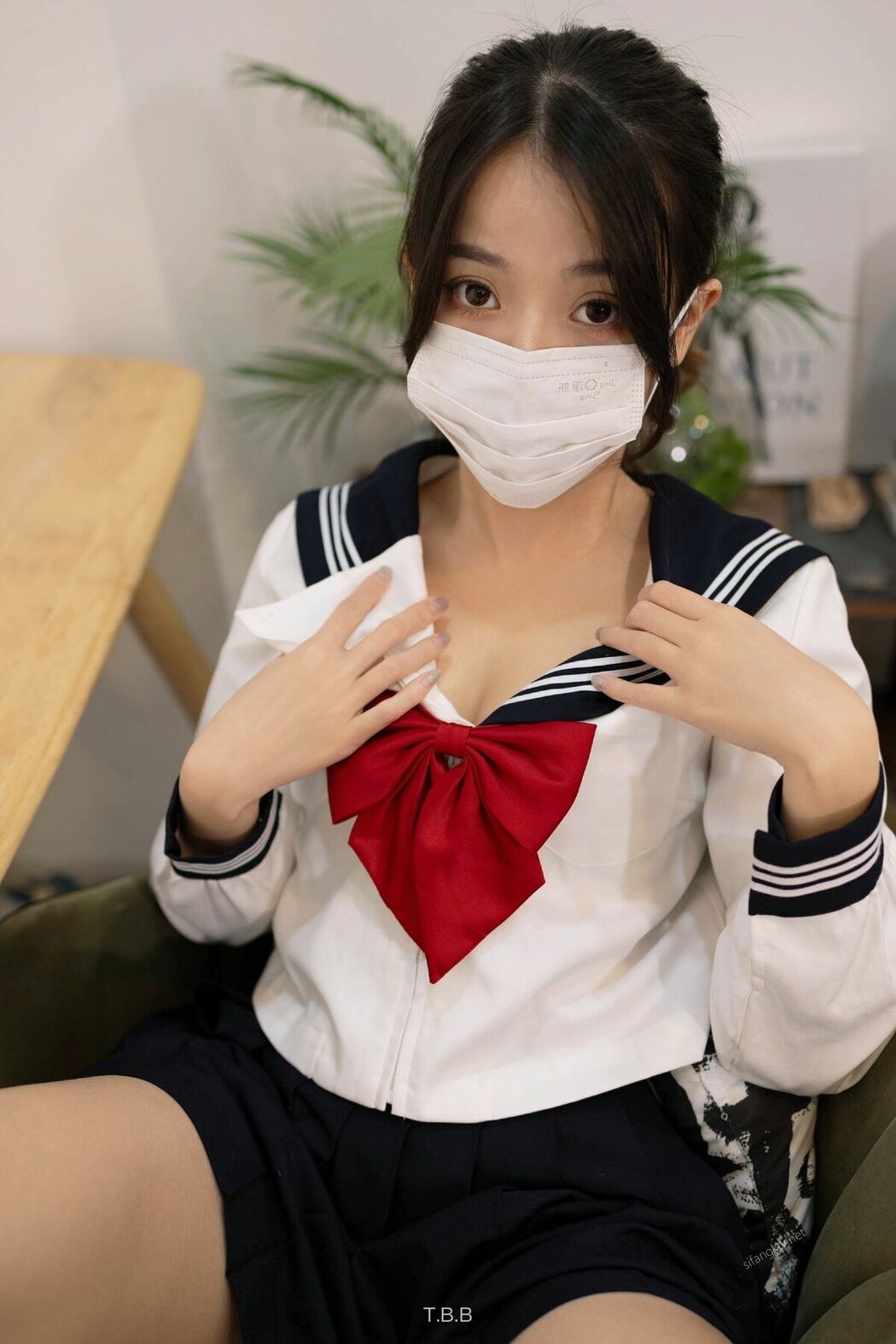 ED Mosaic 上学忘记穿内裤的清纯学妹 Part01 (72P)