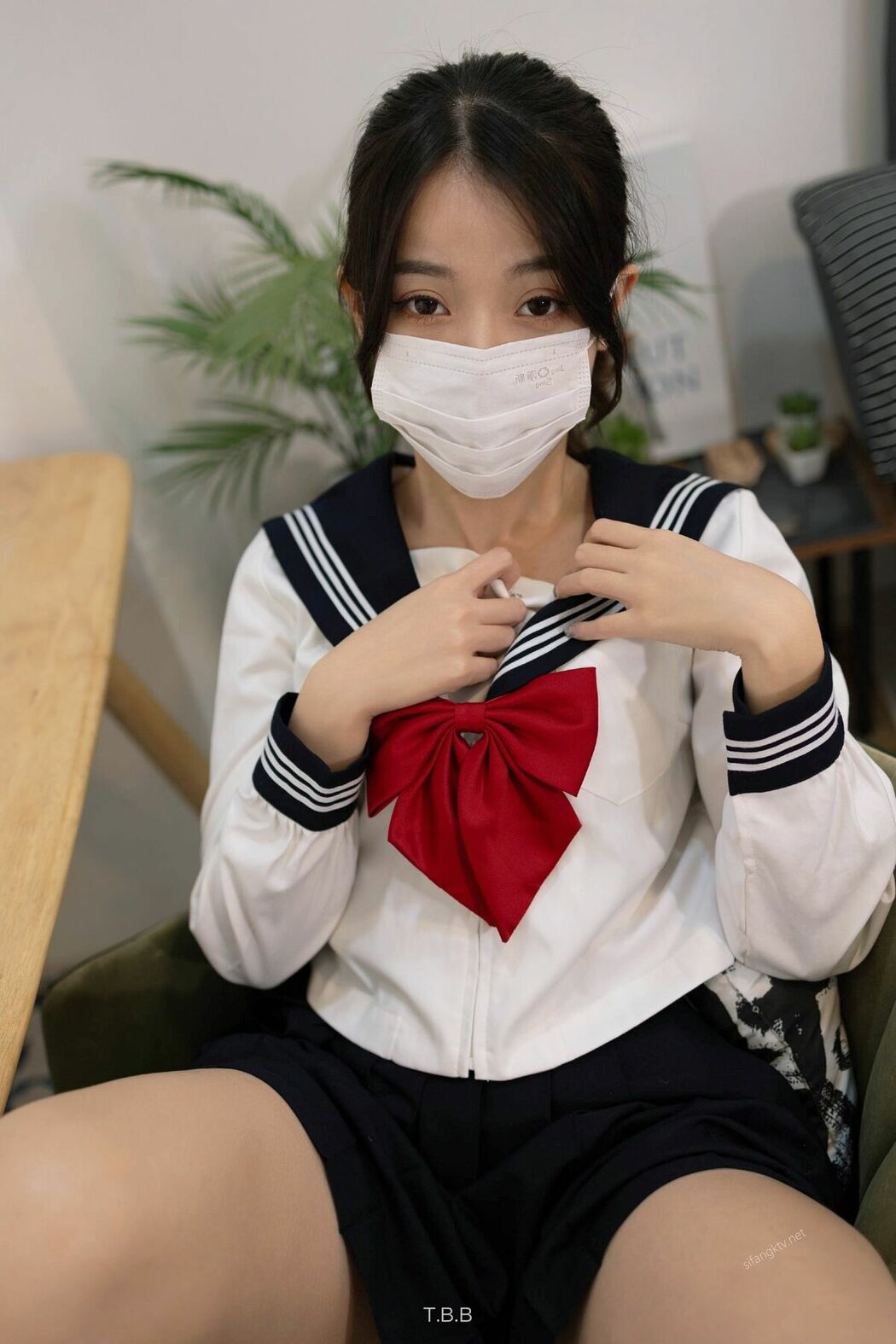 ED Mosaic 上学忘记穿内裤的清纯学妹 Part01 (72P)
