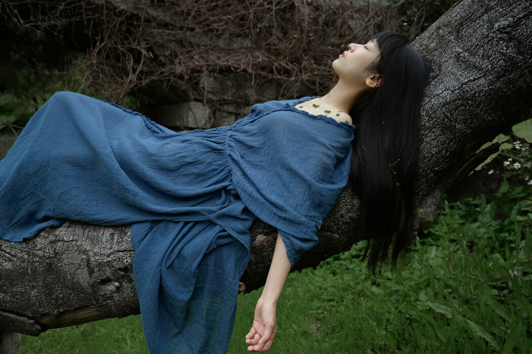 YiTuYu艺图语 Vol.10331 Shan Ye Xiao Guo (23P)