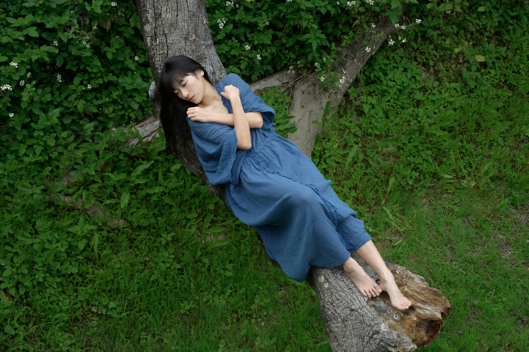 YiTuYu艺图语 Vol.10331 Shan Ye Xiao Guo (23P)