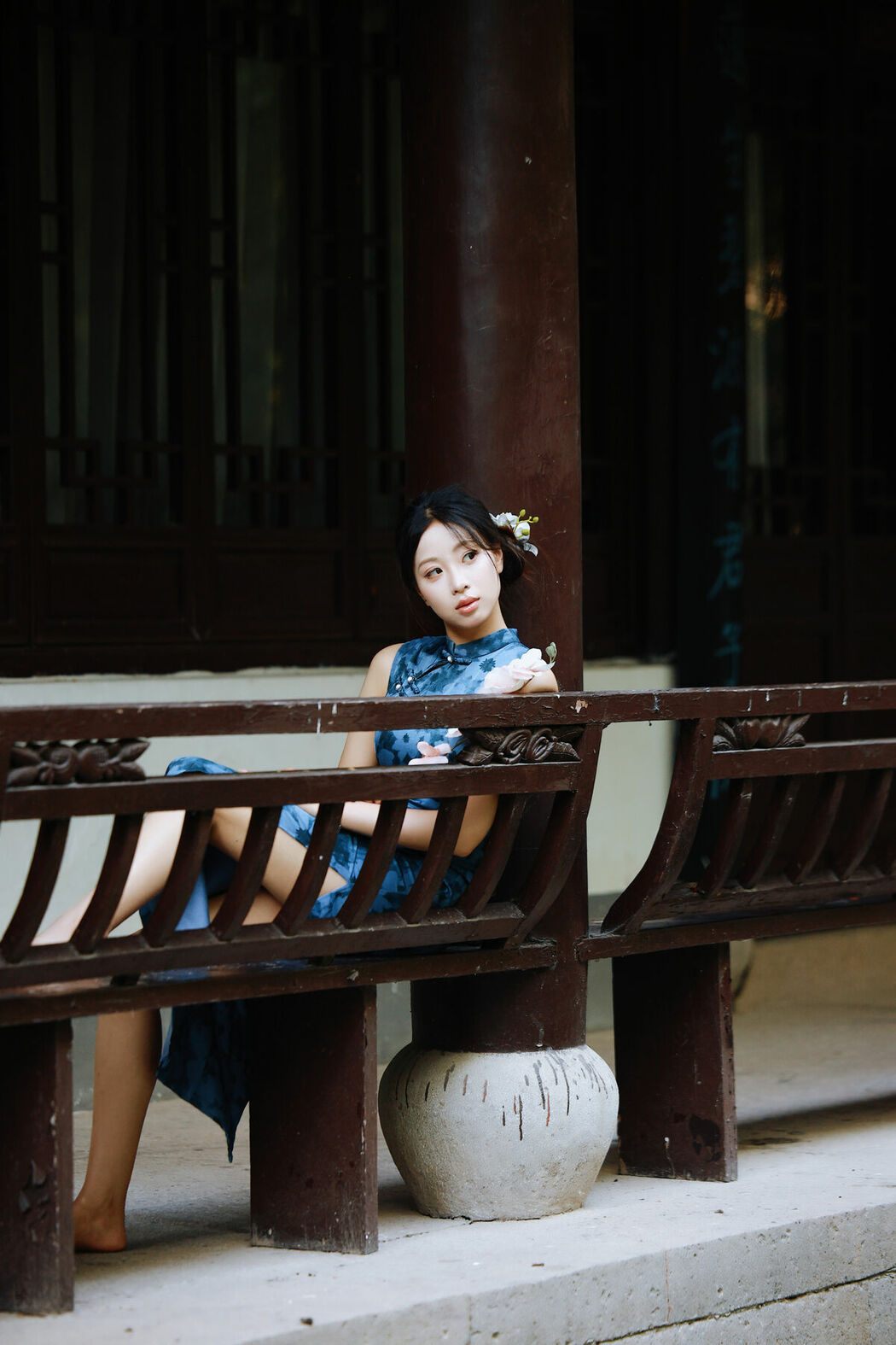 YiTuYu艺图语 Vol.10337 Xiao U (46P)