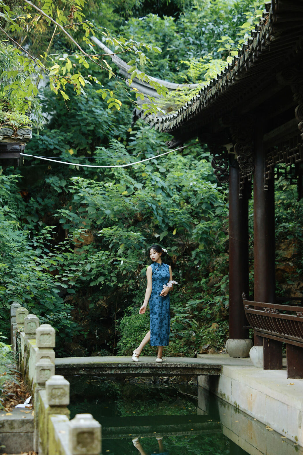 YiTuYu艺图语 Vol.10337 Xiao U (46P)