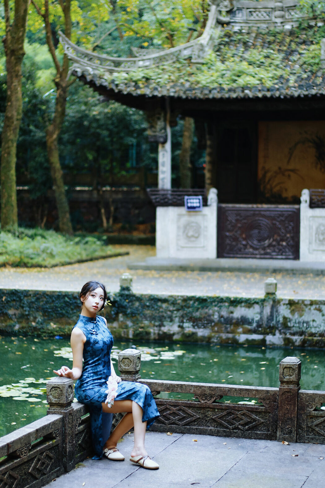 YiTuYu艺图语 Vol.10337 Xiao U (46P)