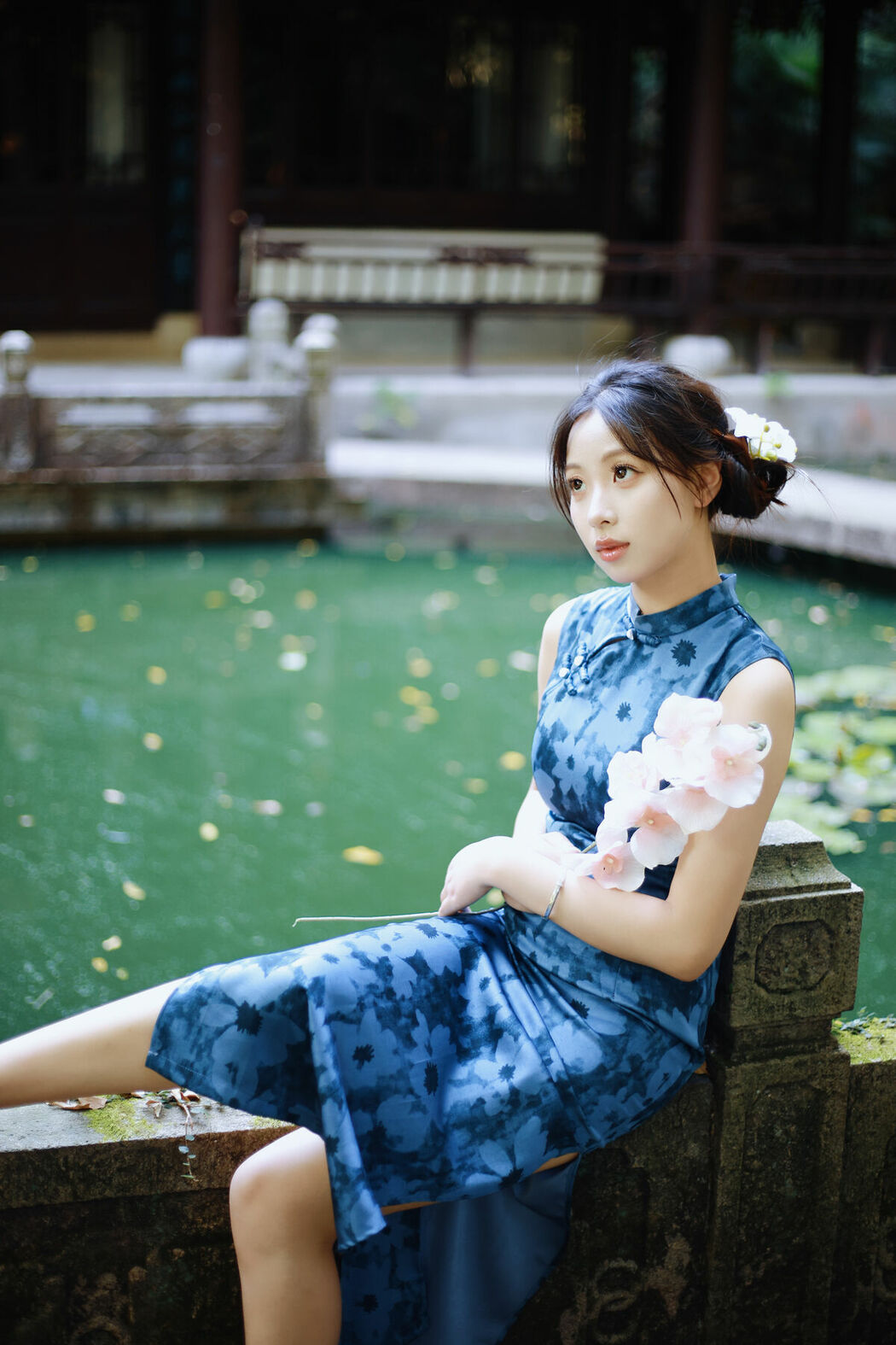 YiTuYu艺图语 Vol.10337 Xiao U (46P)