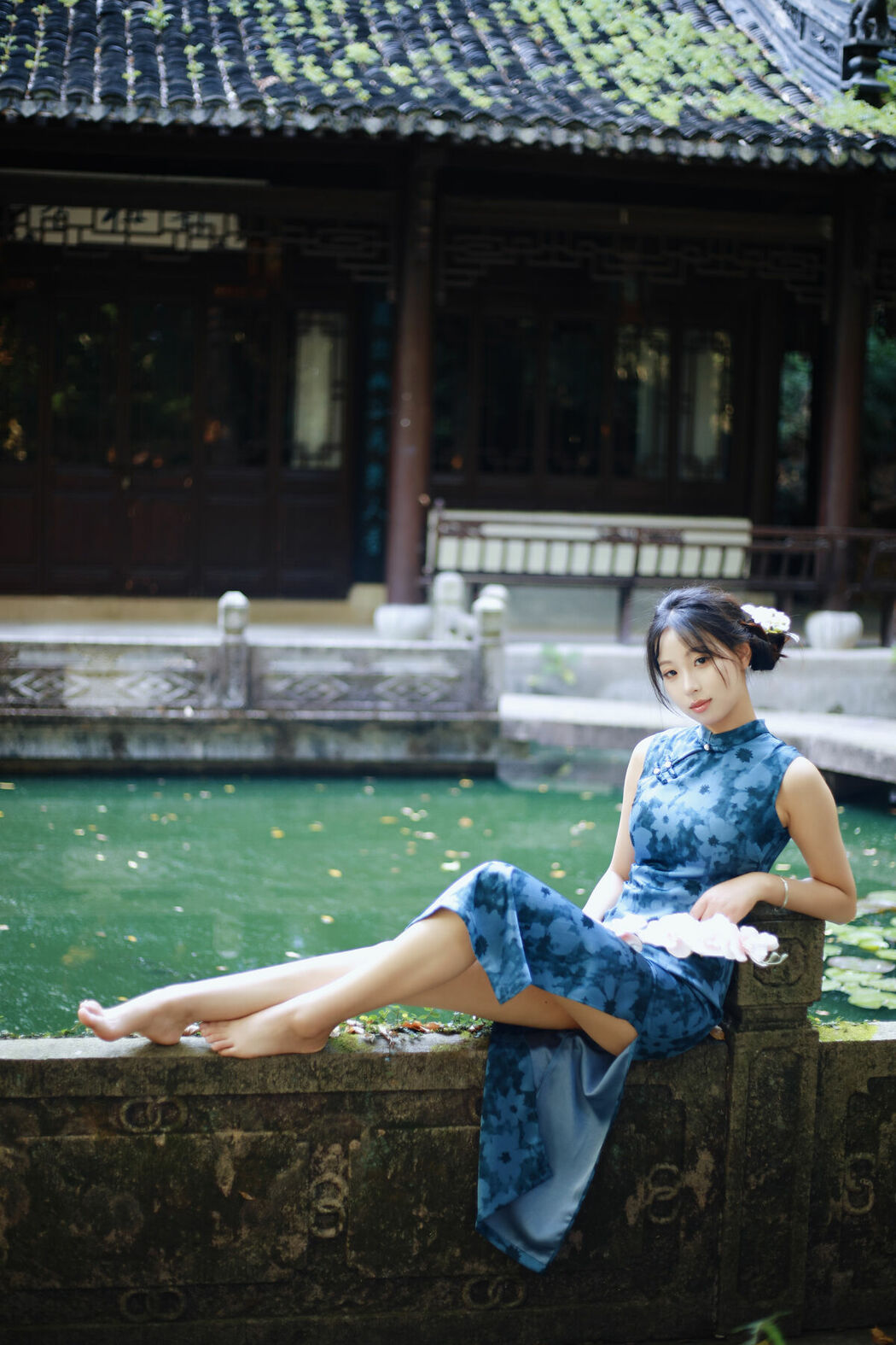 YiTuYu艺图语 Vol.10337 Xiao U (46P)