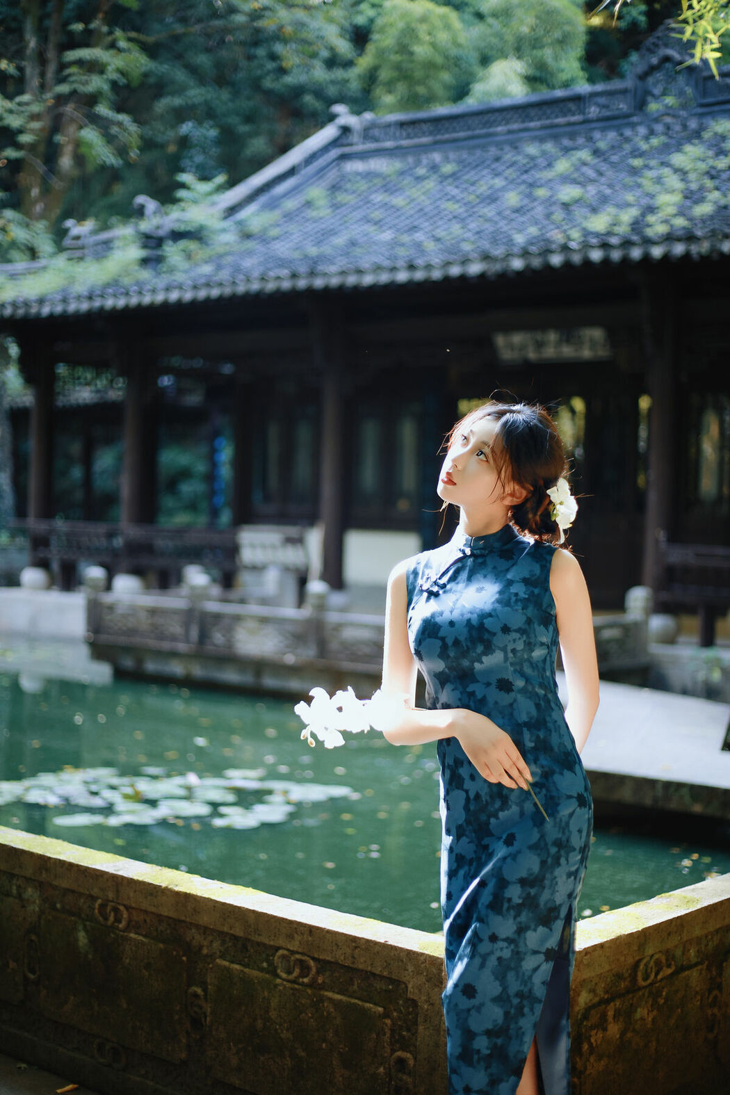 YiTuYu艺图语 Vol.10337 Xiao U (46P)