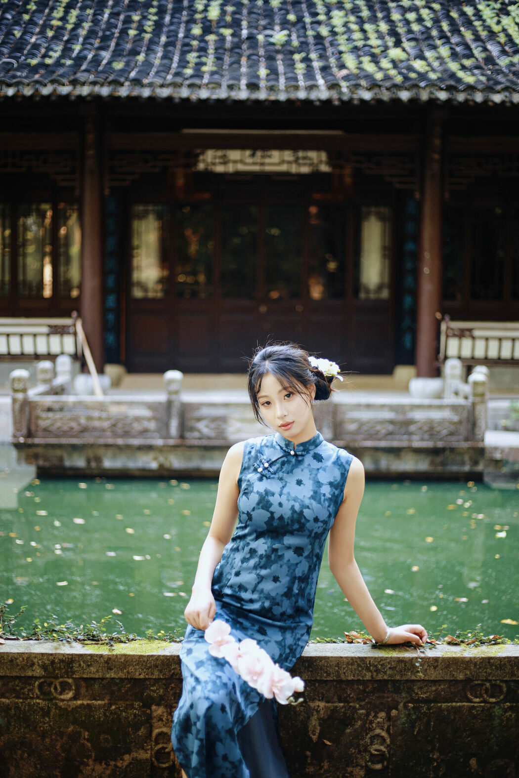YiTuYu艺图语 Vol.10337 Xiao U (46P)