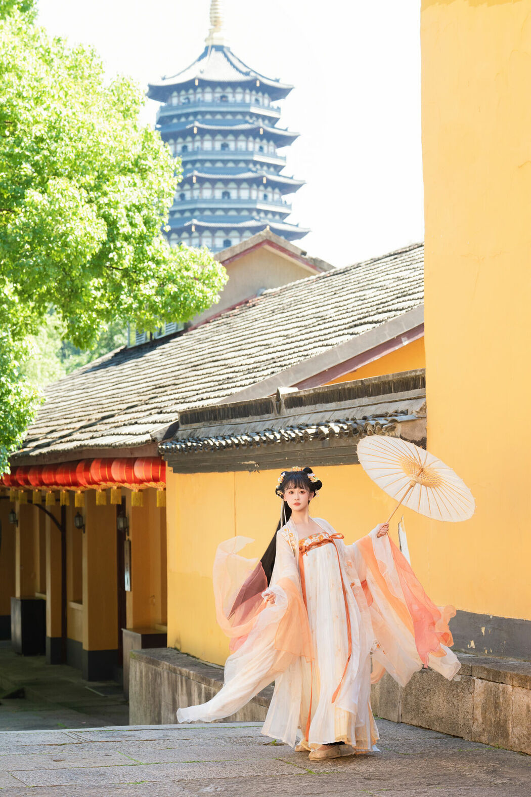 YiTuYu艺图语 Vol.10338 Jiao Yi Zhi Sui Sui (47P)