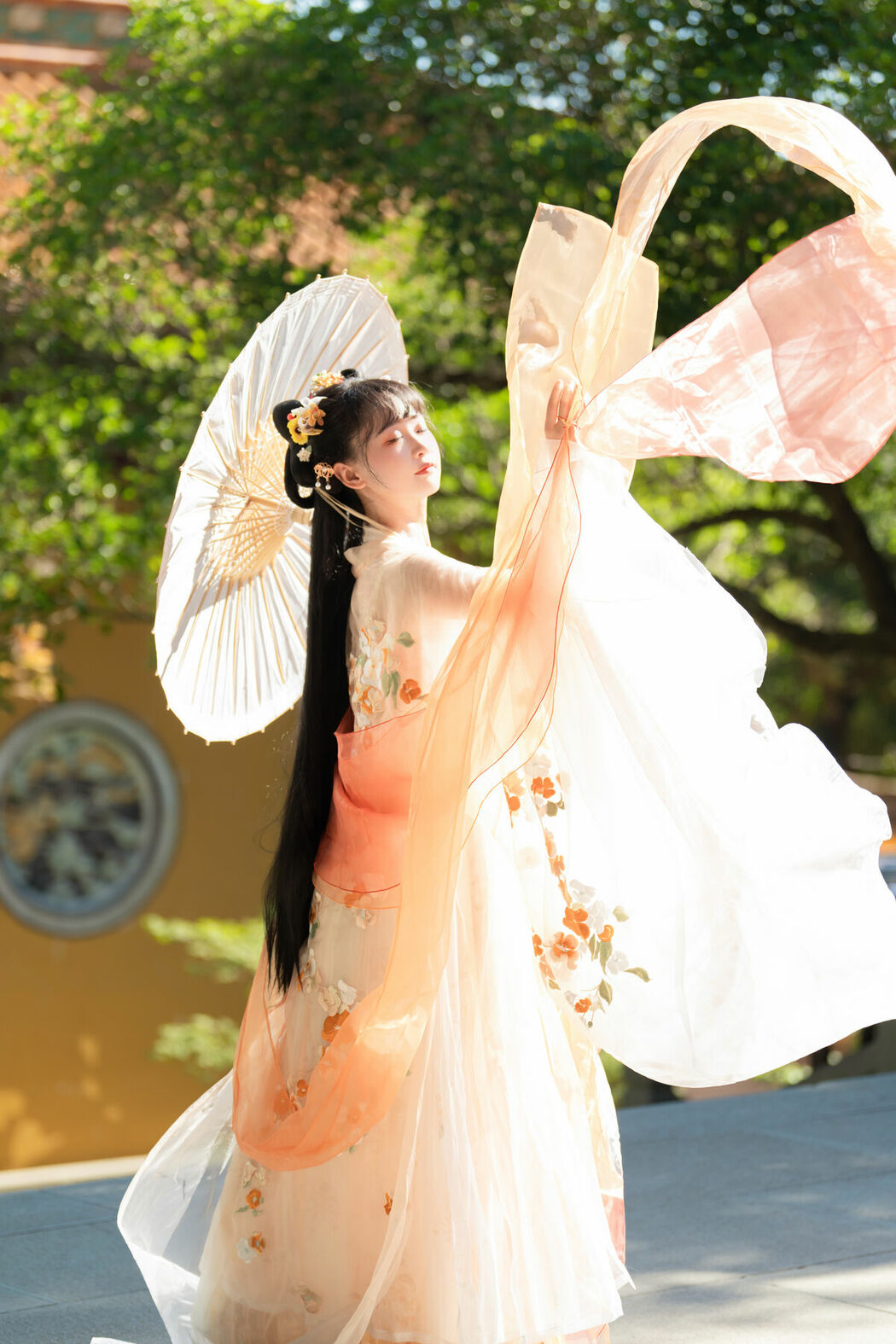 YiTuYu艺图语 Vol.10338 Jiao Yi Zhi Sui Sui (47P)