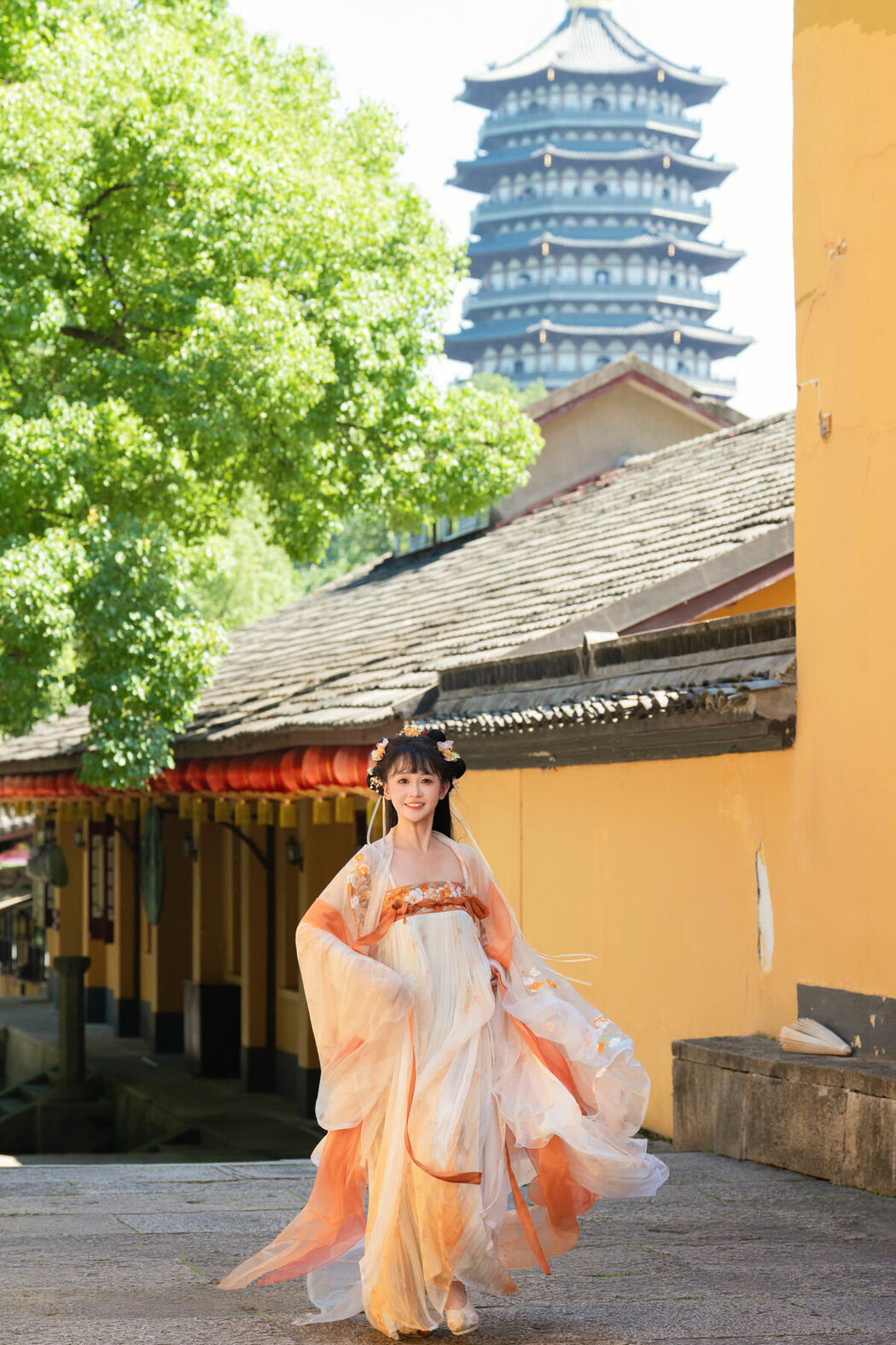 YiTuYu艺图语 Vol.10338 Jiao Yi Zhi Sui Sui (47P)