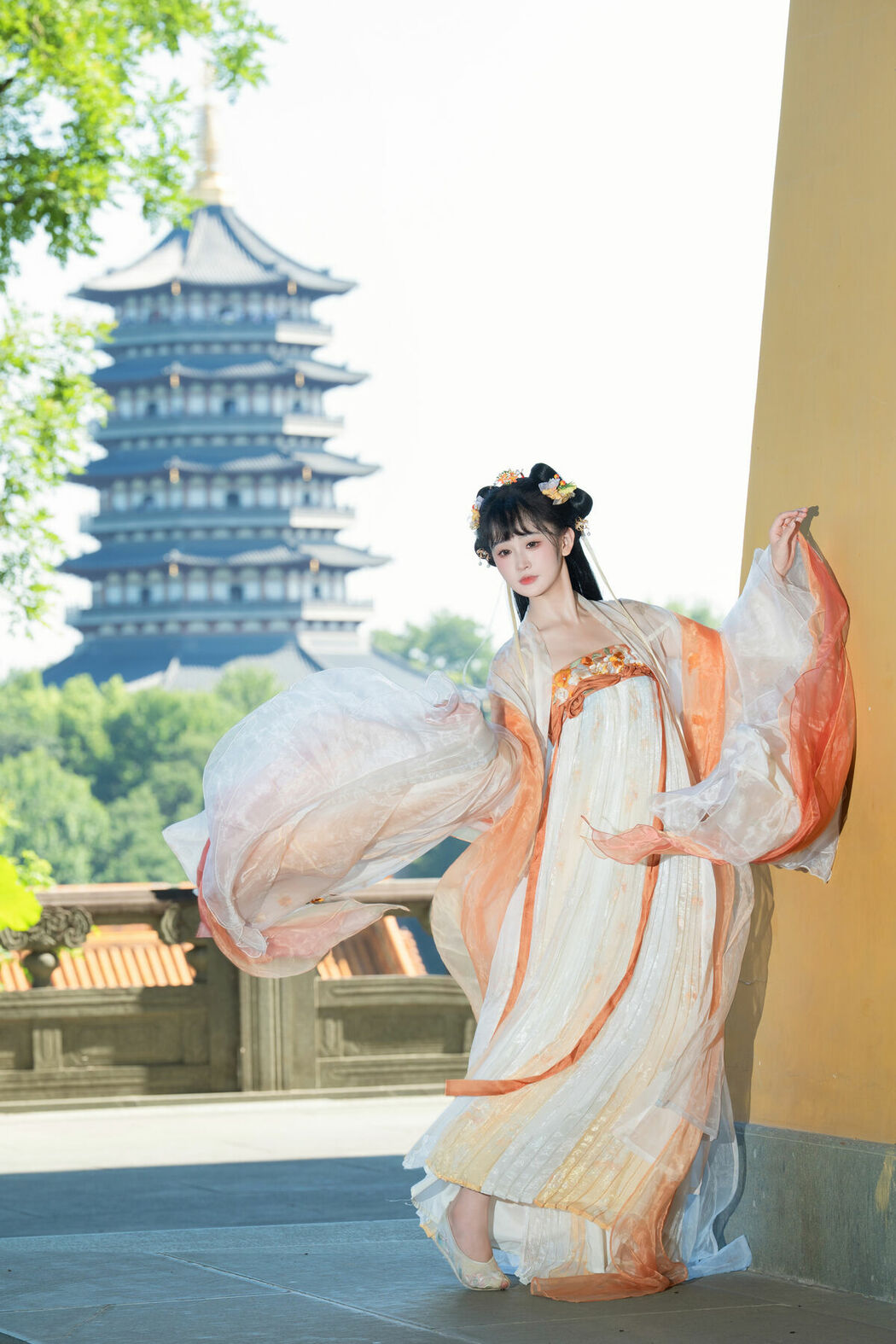 YiTuYu艺图语 Vol.10338 Jiao Yi Zhi Sui Sui (47P)