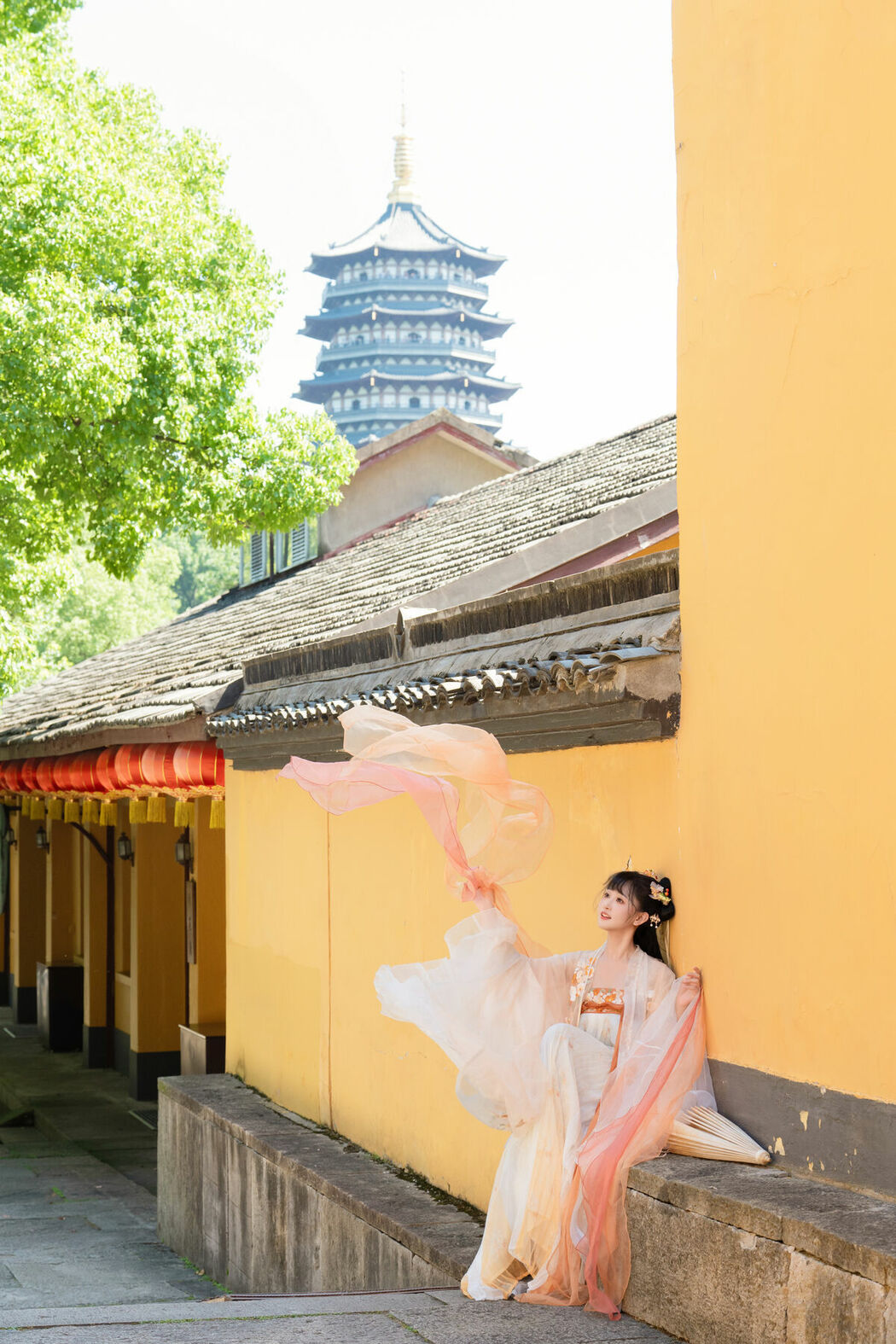 YiTuYu艺图语 Vol.10338 Jiao Yi Zhi Sui Sui (47P)
