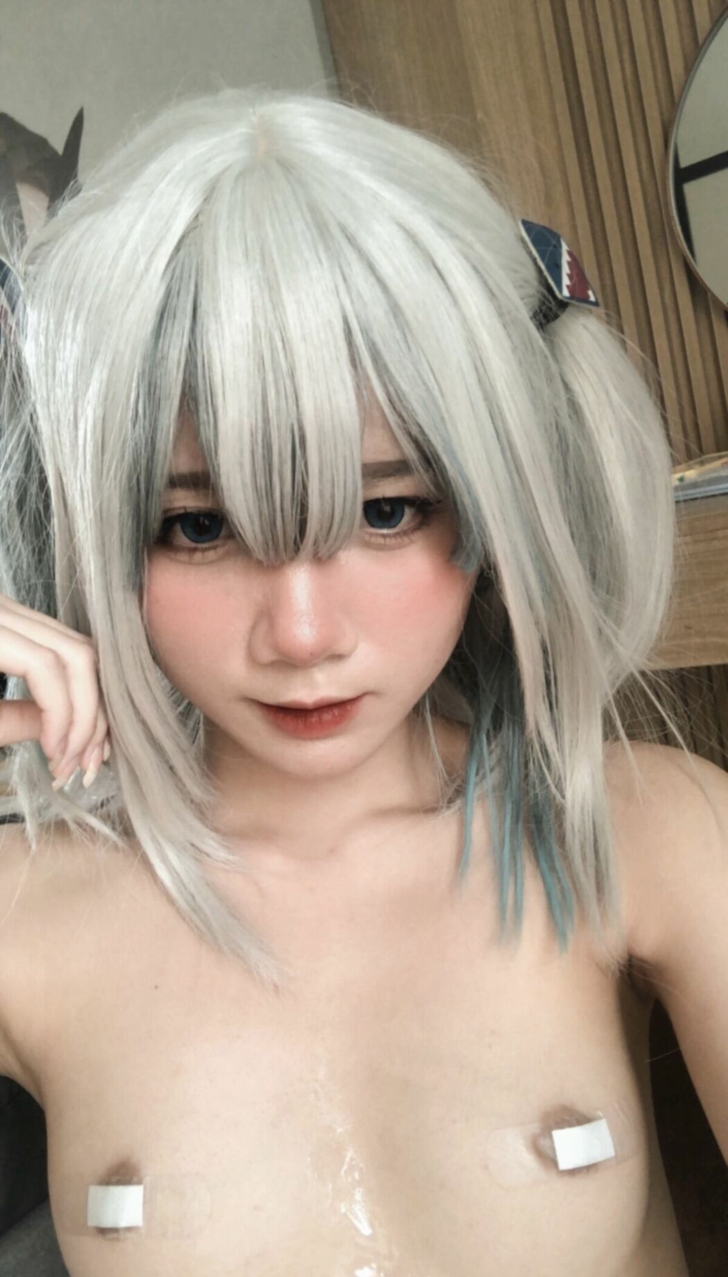 Coser@PoppaChan – ChanPoppa Gumroad NOne Gawr Gura 噶呜-古拉 (49P – 10V)