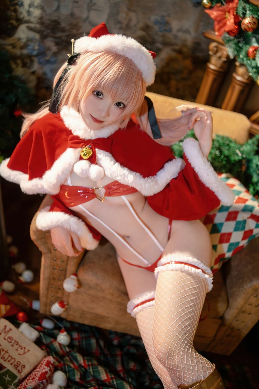 Coser@Bangni邦尼 – 圣诞甜心 (81P – 3V)