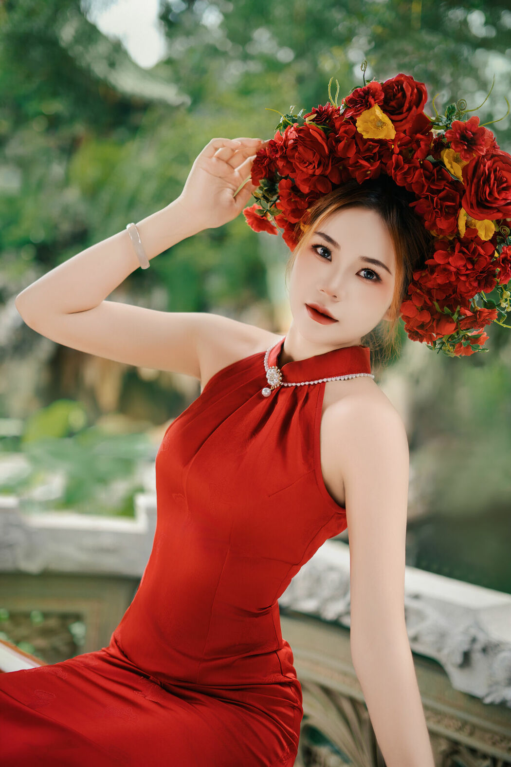 YiTuYu艺图语 Vol.10346 Cao Mei Xiong (12P)