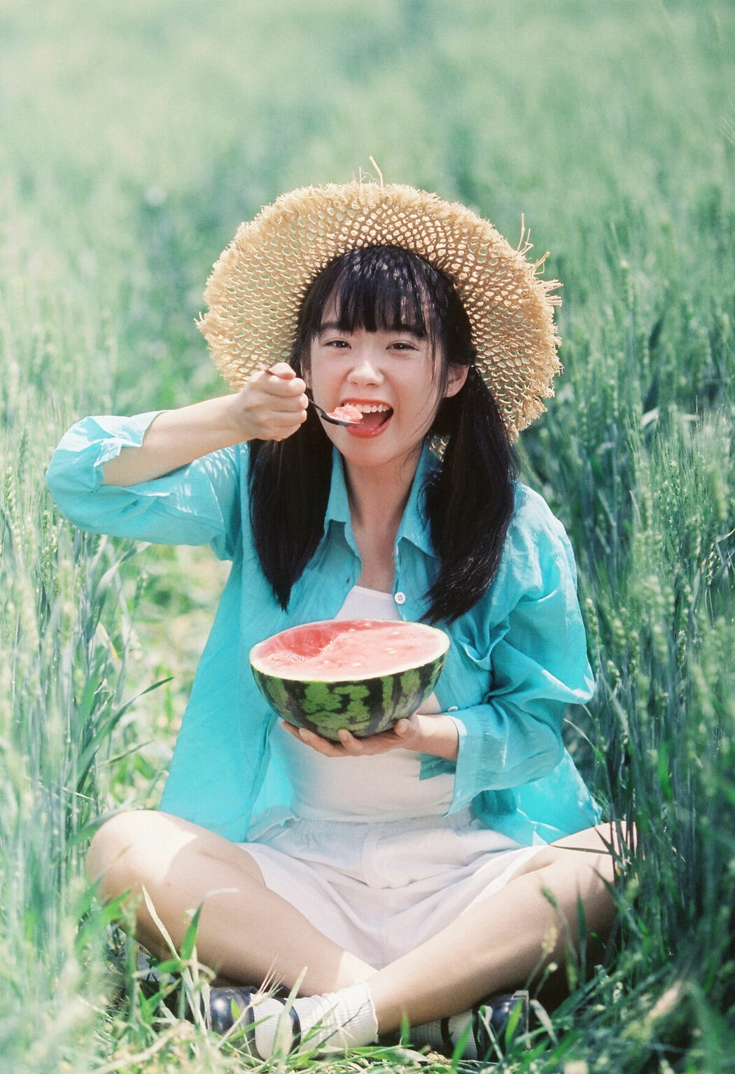 YiTuYu艺图语 Vol.10345 Bai Bian Tu Xiao Ying (16P)
