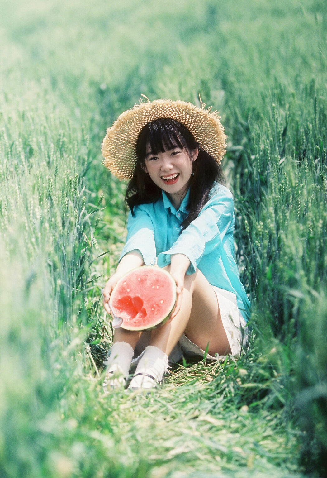YiTuYu艺图语 Vol.10345 Bai Bian Tu Xiao Ying (16P)
