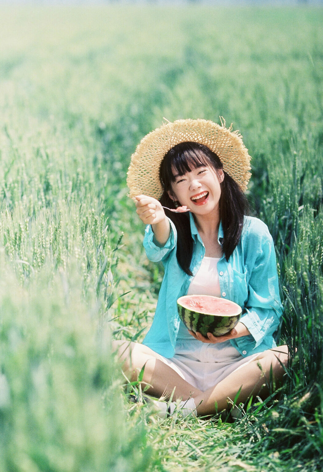 YiTuYu艺图语 Vol.10345 Bai Bian Tu Xiao Ying (16P)
