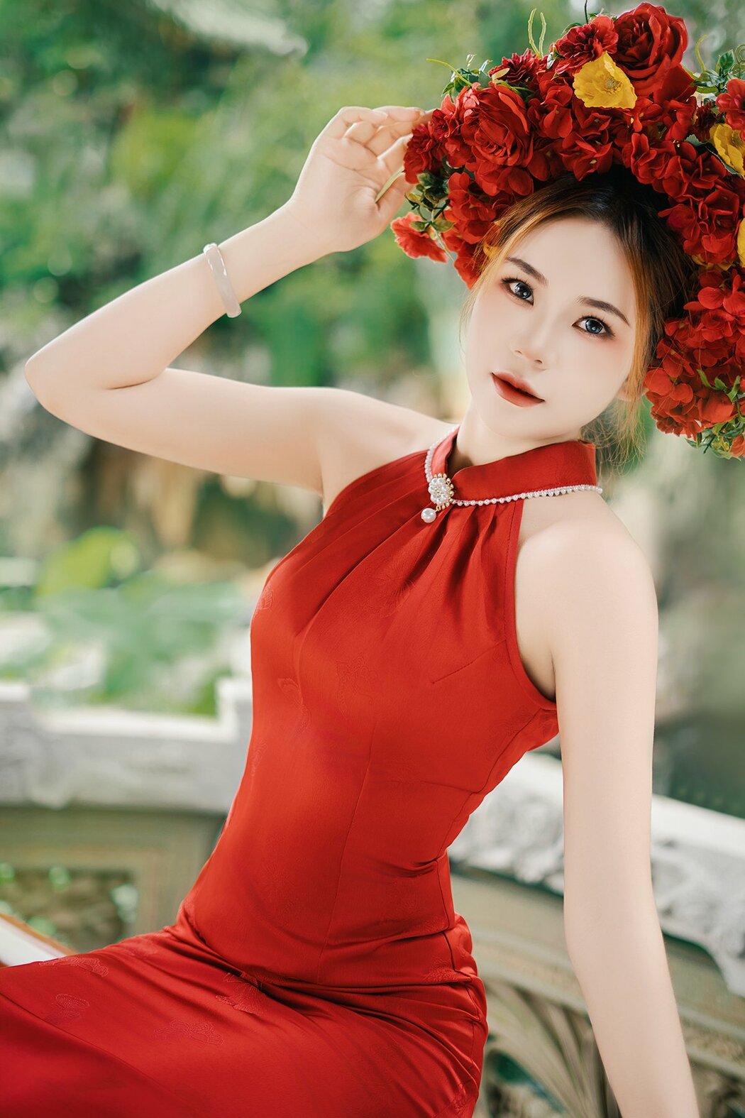 YiTuYu艺图语 Vol.10346 Cao Mei Xiong (12P) Cover Photo