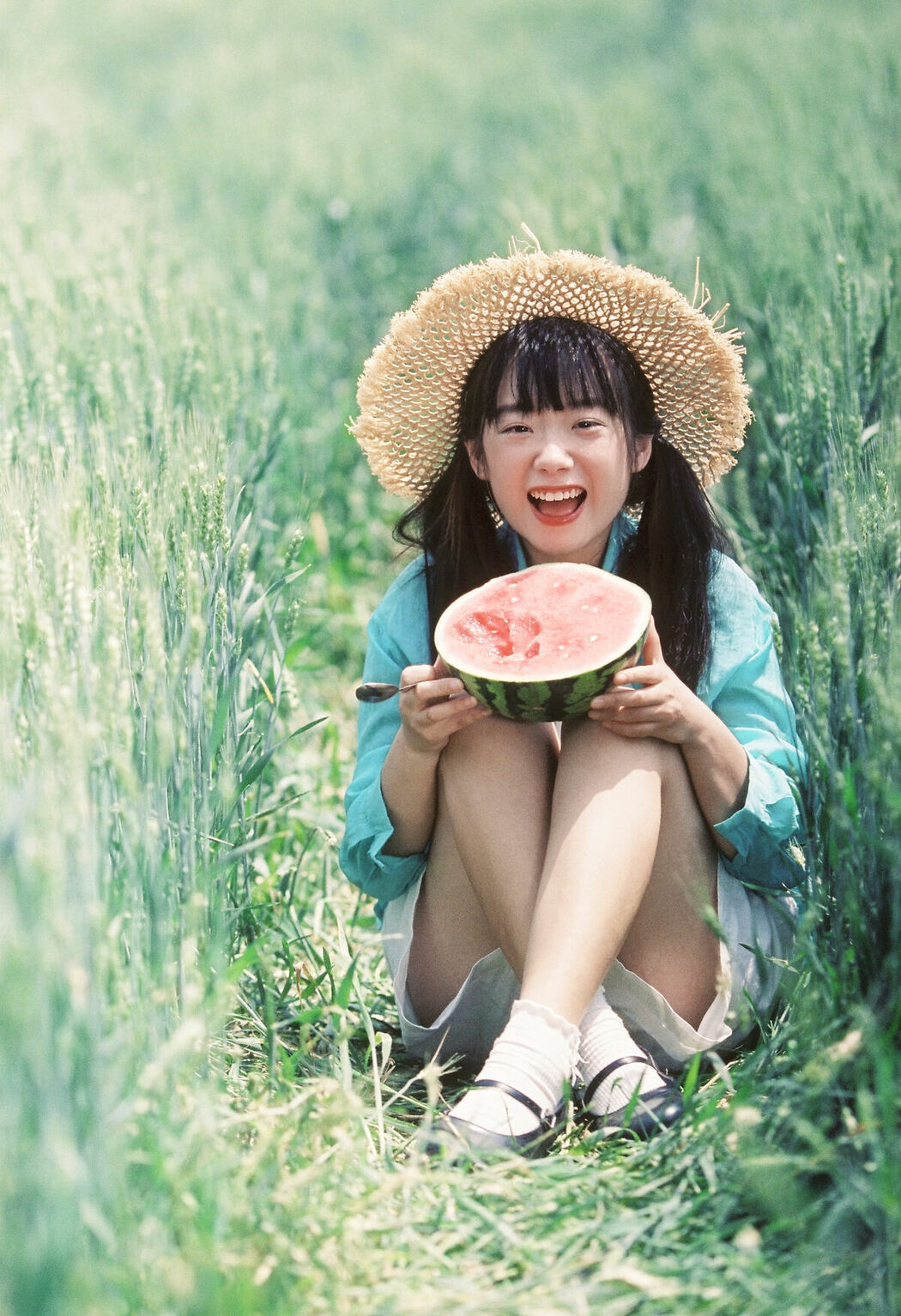 YiTuYu艺图语 Vol.10345 Bai Bian Tu Xiao Ying (16P)