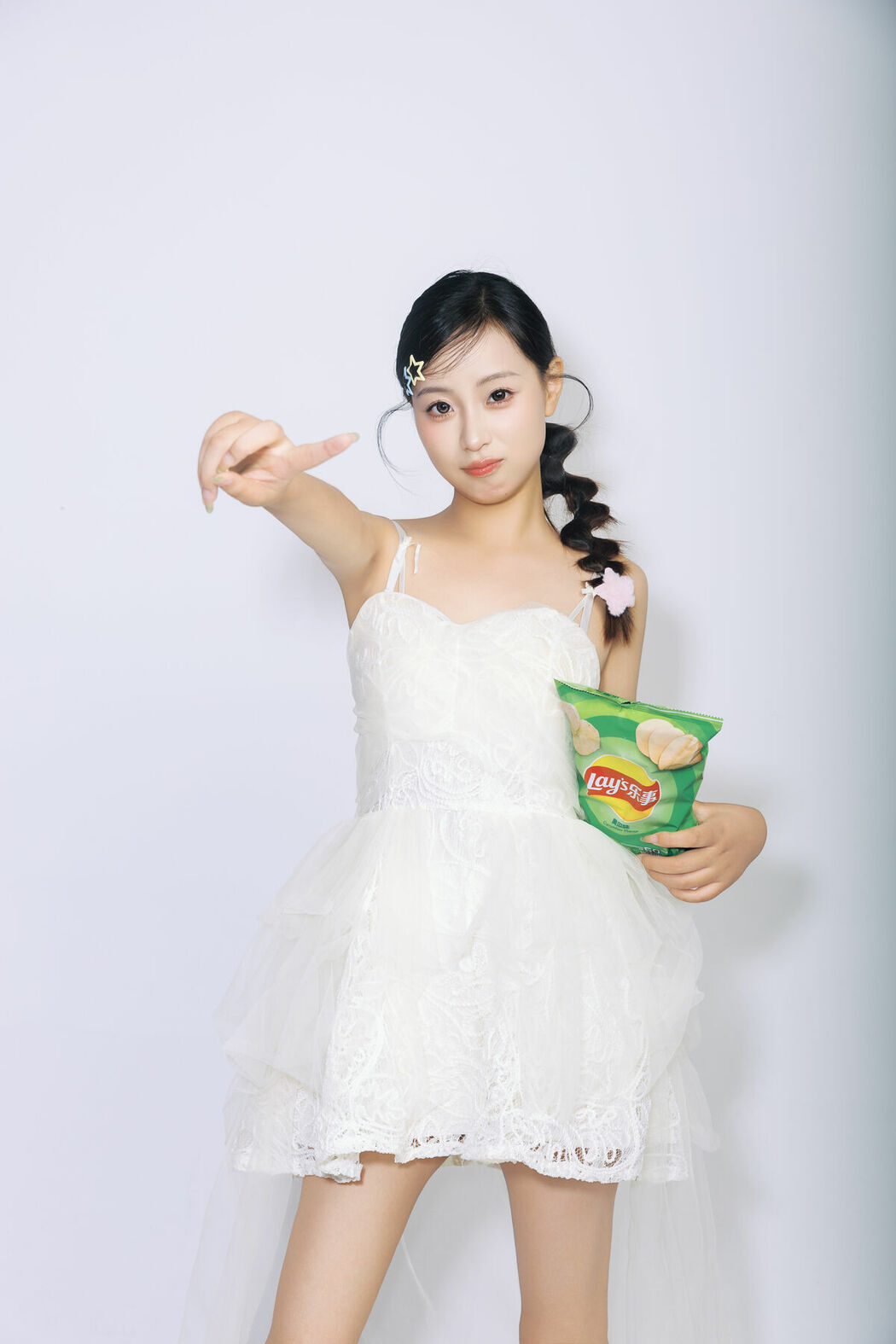 YiTuYu艺图语 Vol.10349 Xiao U (33P)