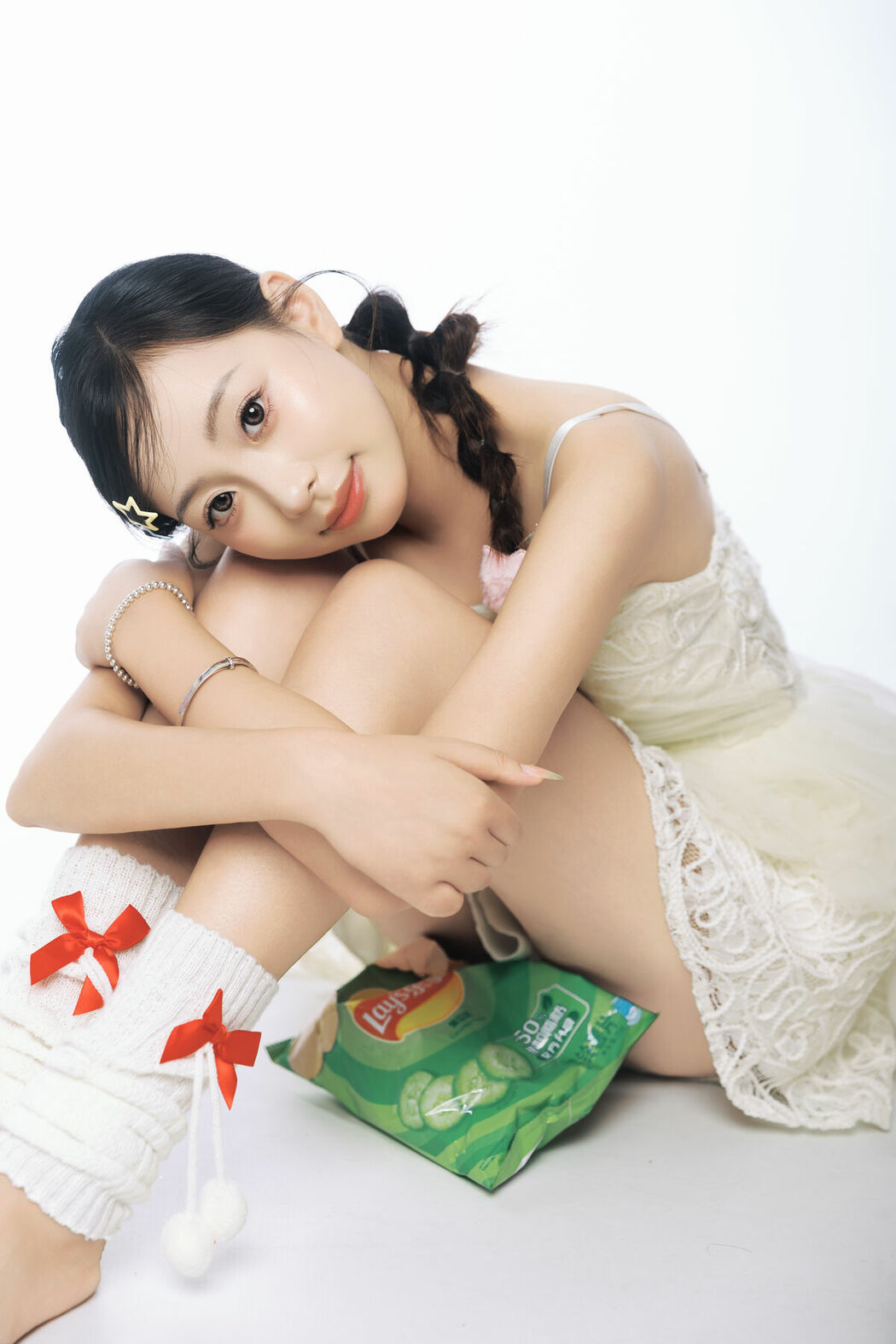 YiTuYu艺图语 Vol.10349 Xiao U (33P)