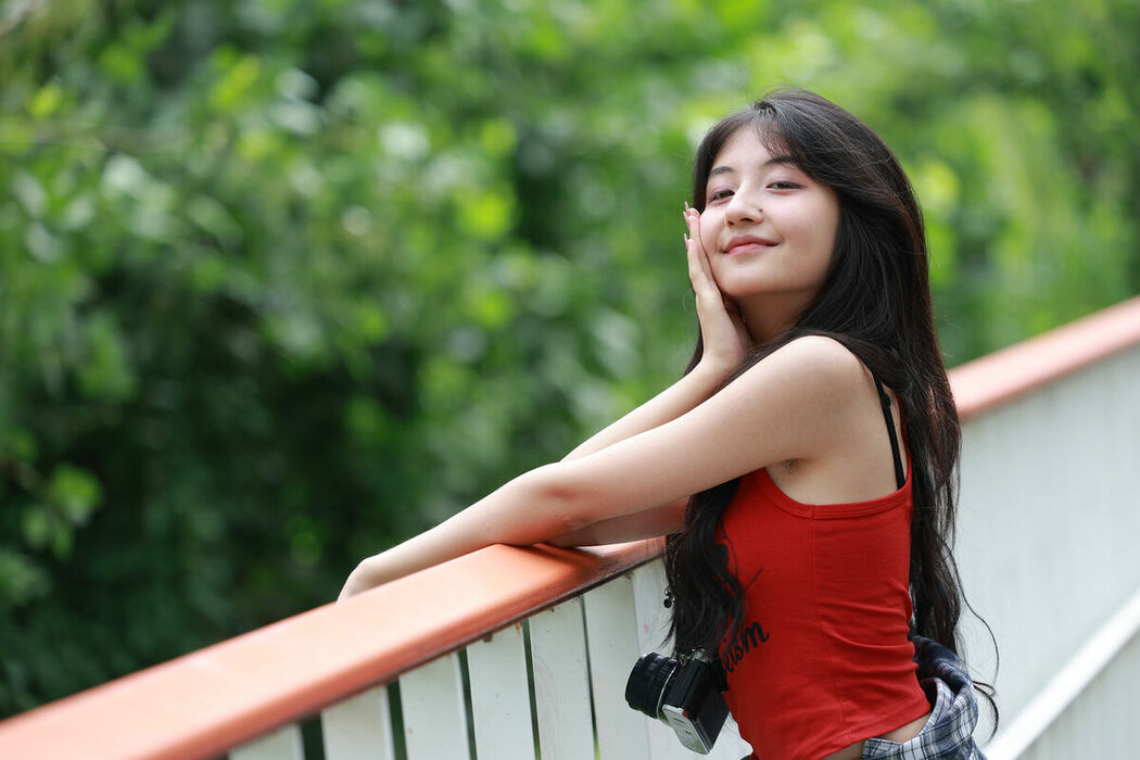 YiTuYu艺图语 Vol.10350 Doki Bu Gua Ke (13P)