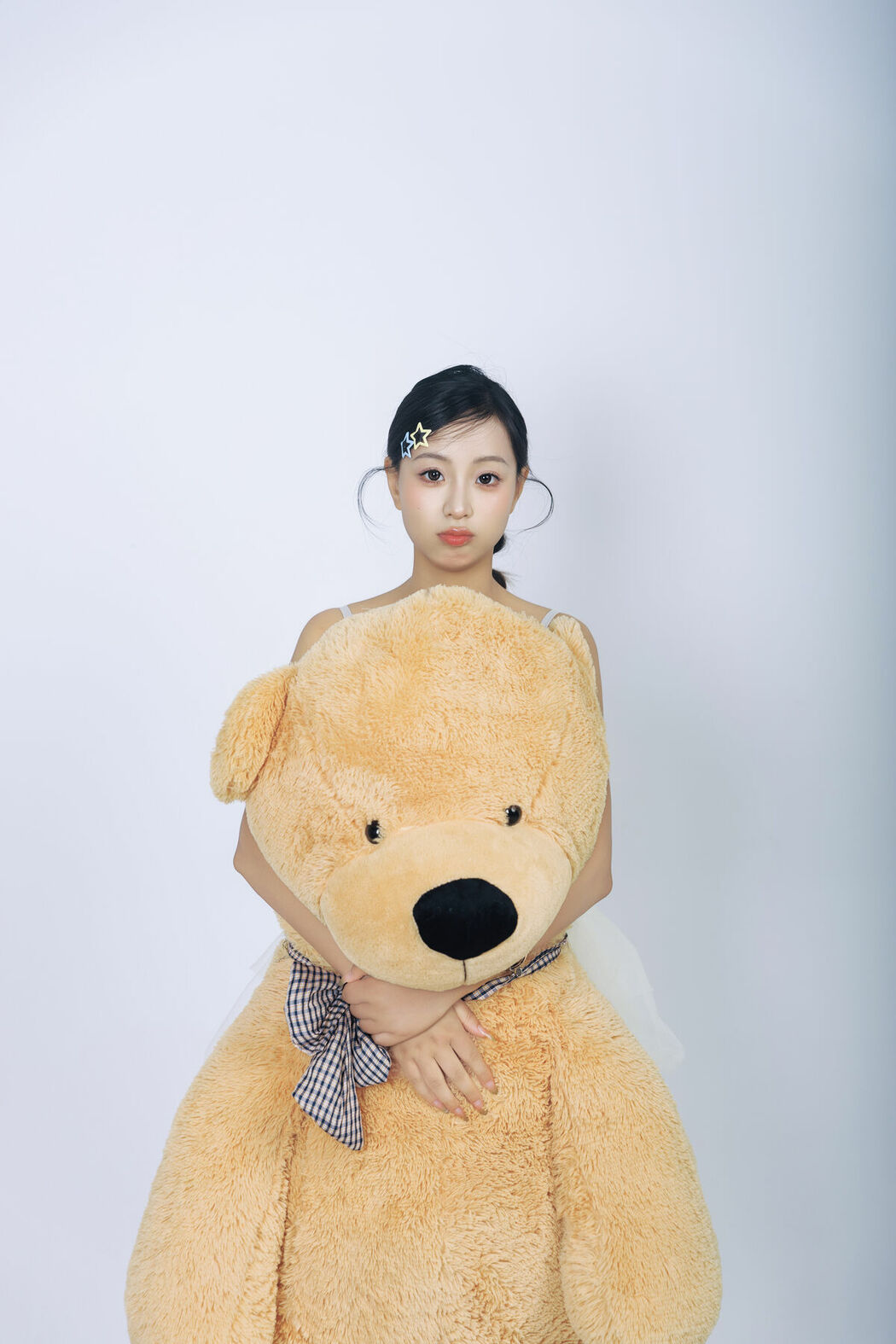 YiTuYu艺图语 Vol.10349 Xiao U (33P)