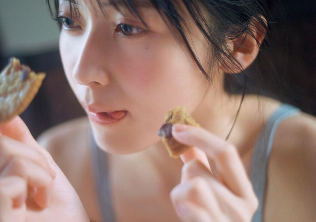 JP Airi Sato 佐藤綺星 – 1st写真集 天使の反射角度 Part02 (66P)