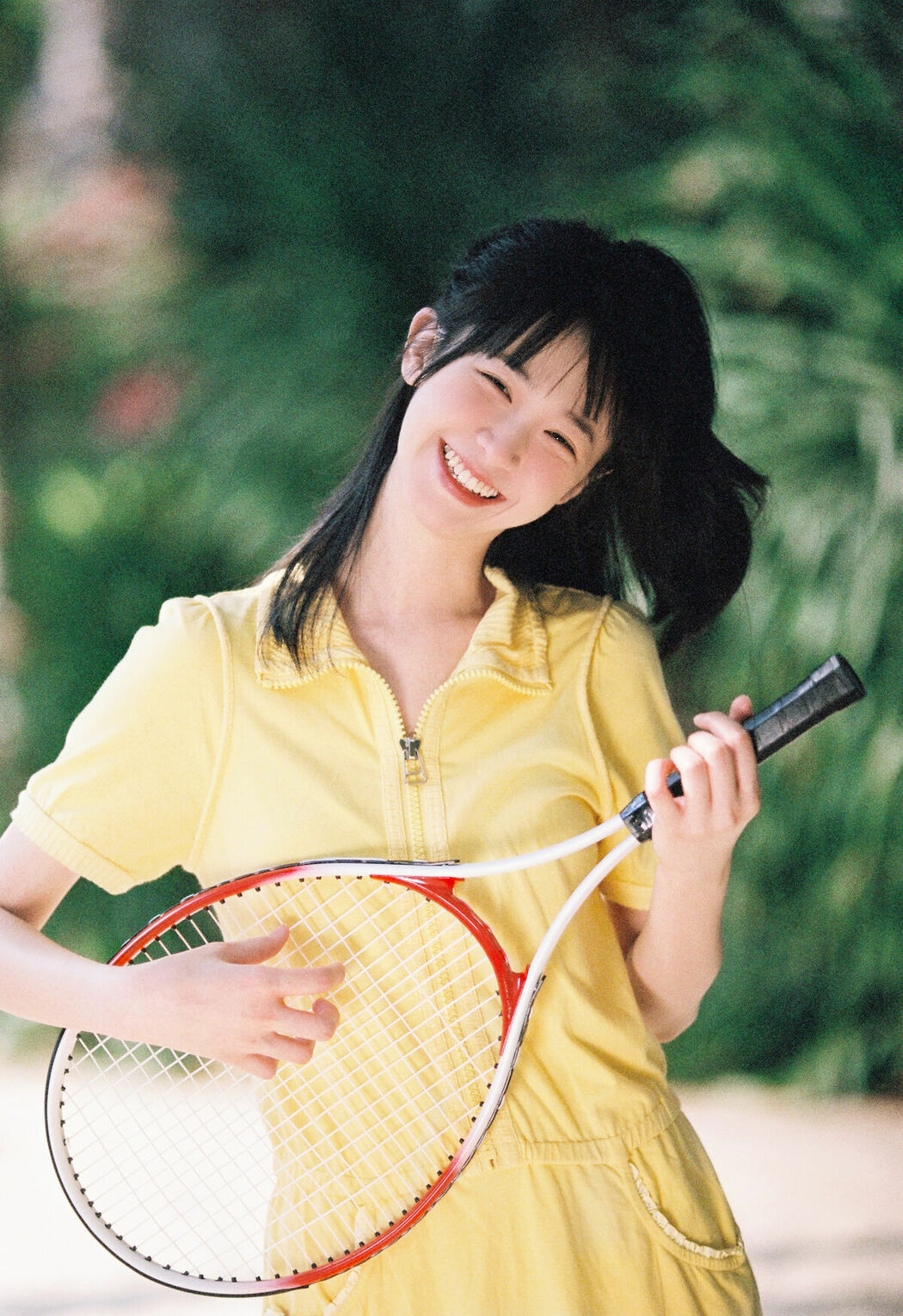 YiTuYu艺图语 Vol.10355 Kua Lie Su Su (13P)